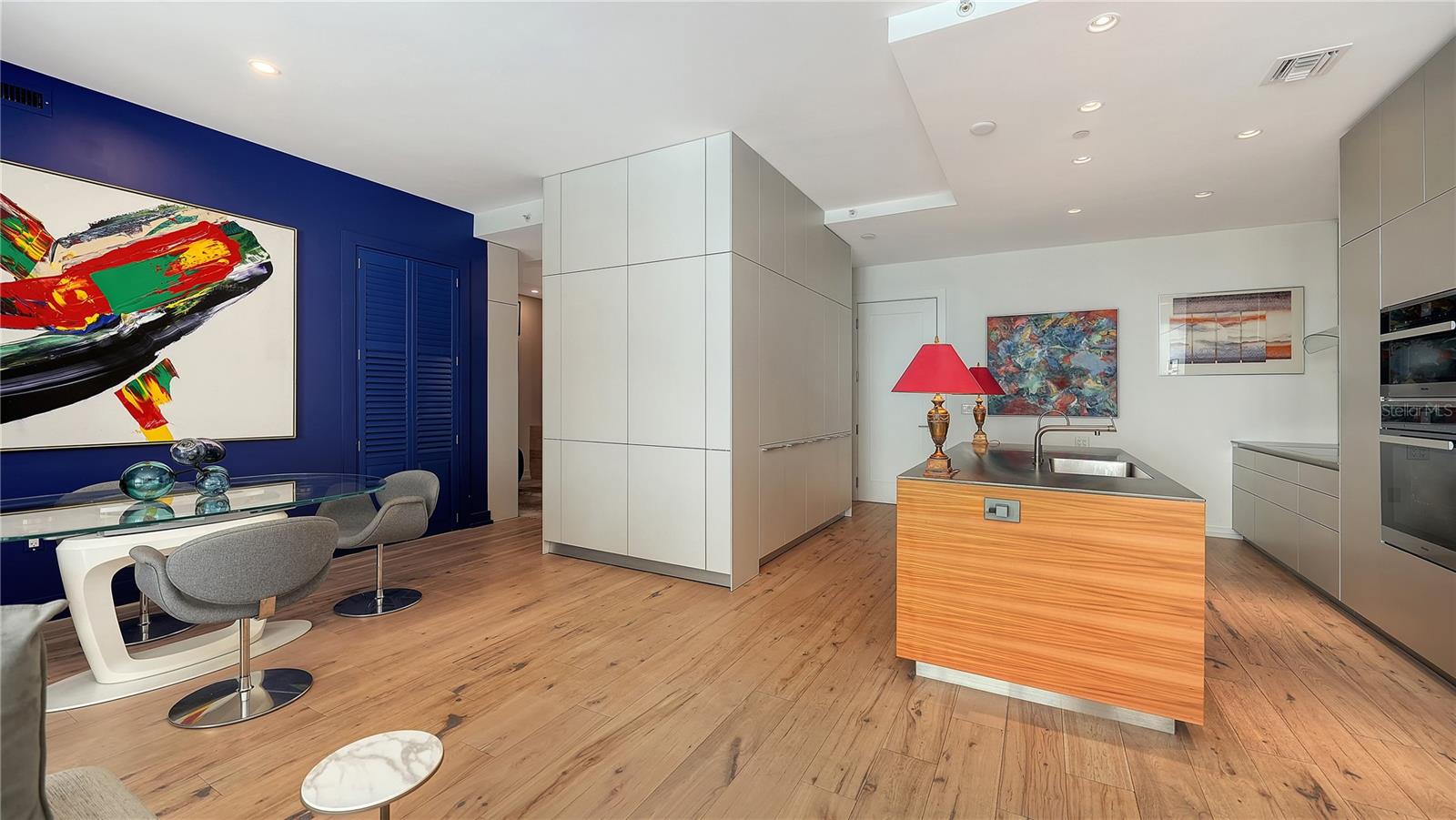 Image 22 of 55 For 111 Pineapple Avenue 1103