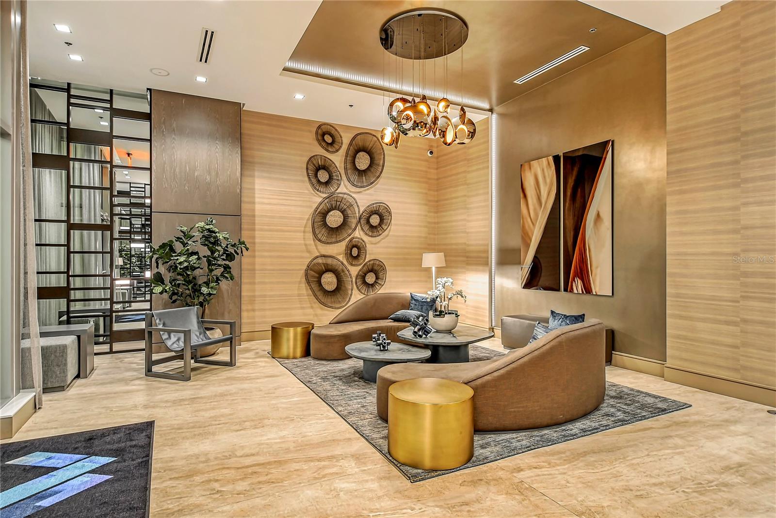 Image 3 of 55 For 111 Pineapple Avenue 1103