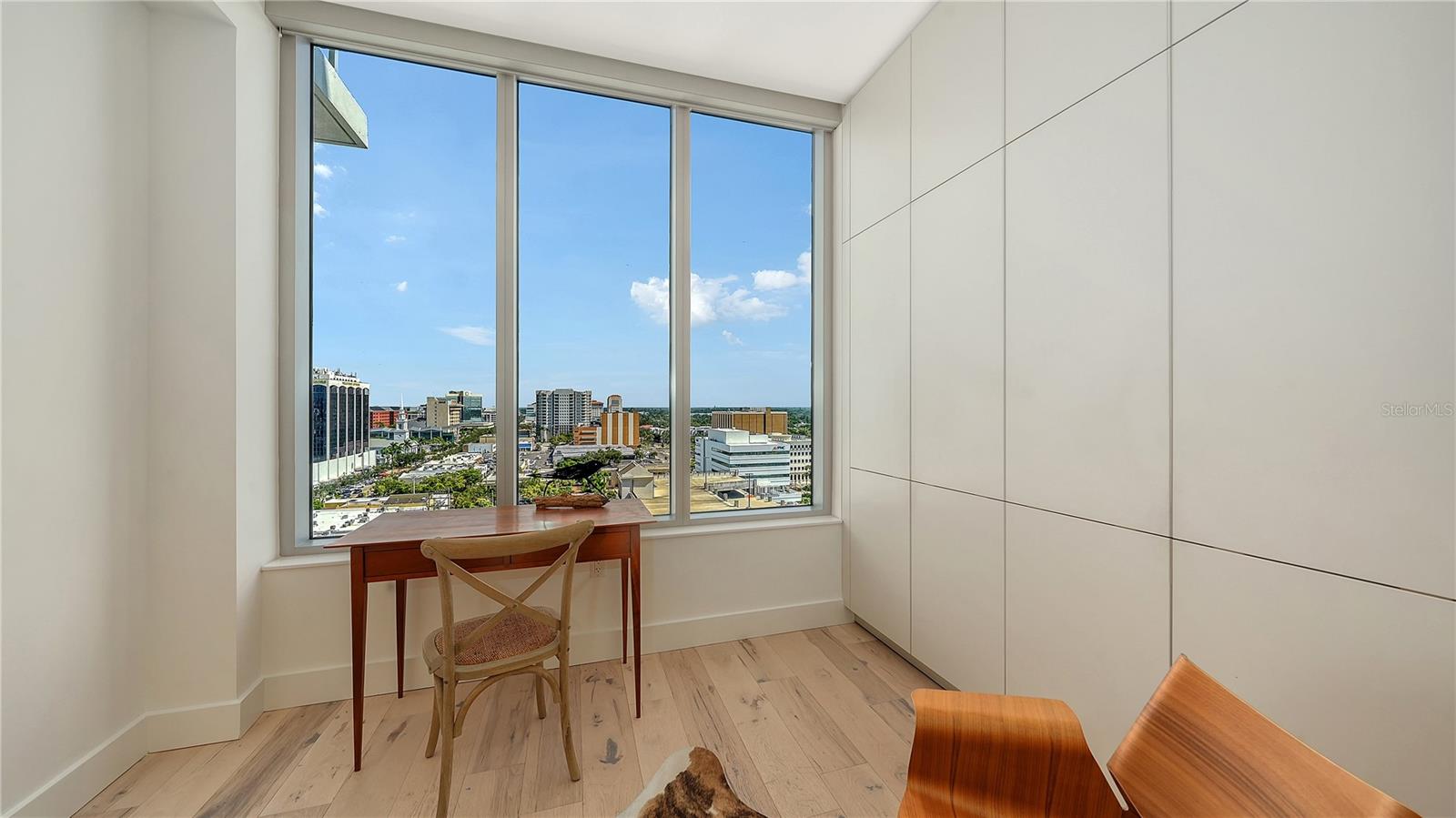 Image 34 of 55 For 111 Pineapple Avenue 1103