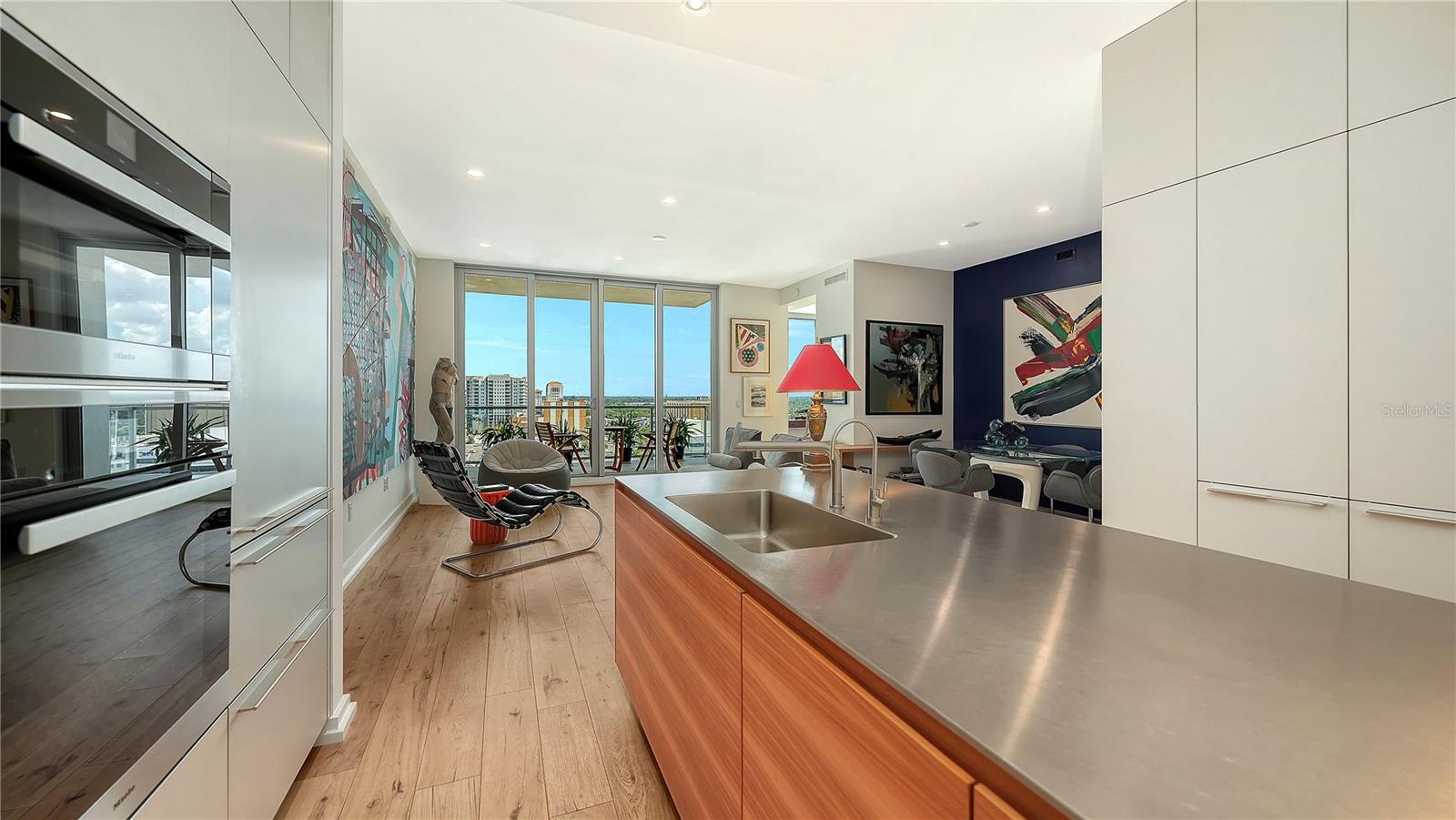 Image 9 of 55 For 111 Pineapple Avenue 1103