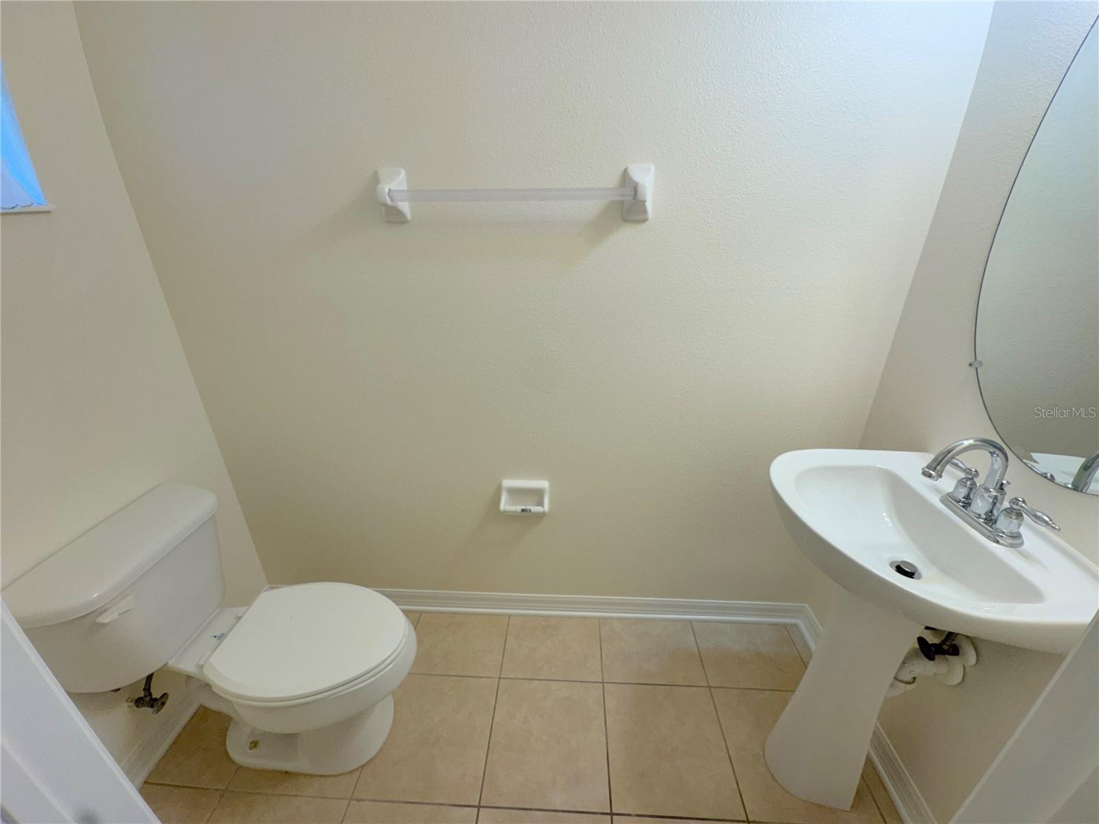 Image 11 of 30 For 1390 Grantham Drive