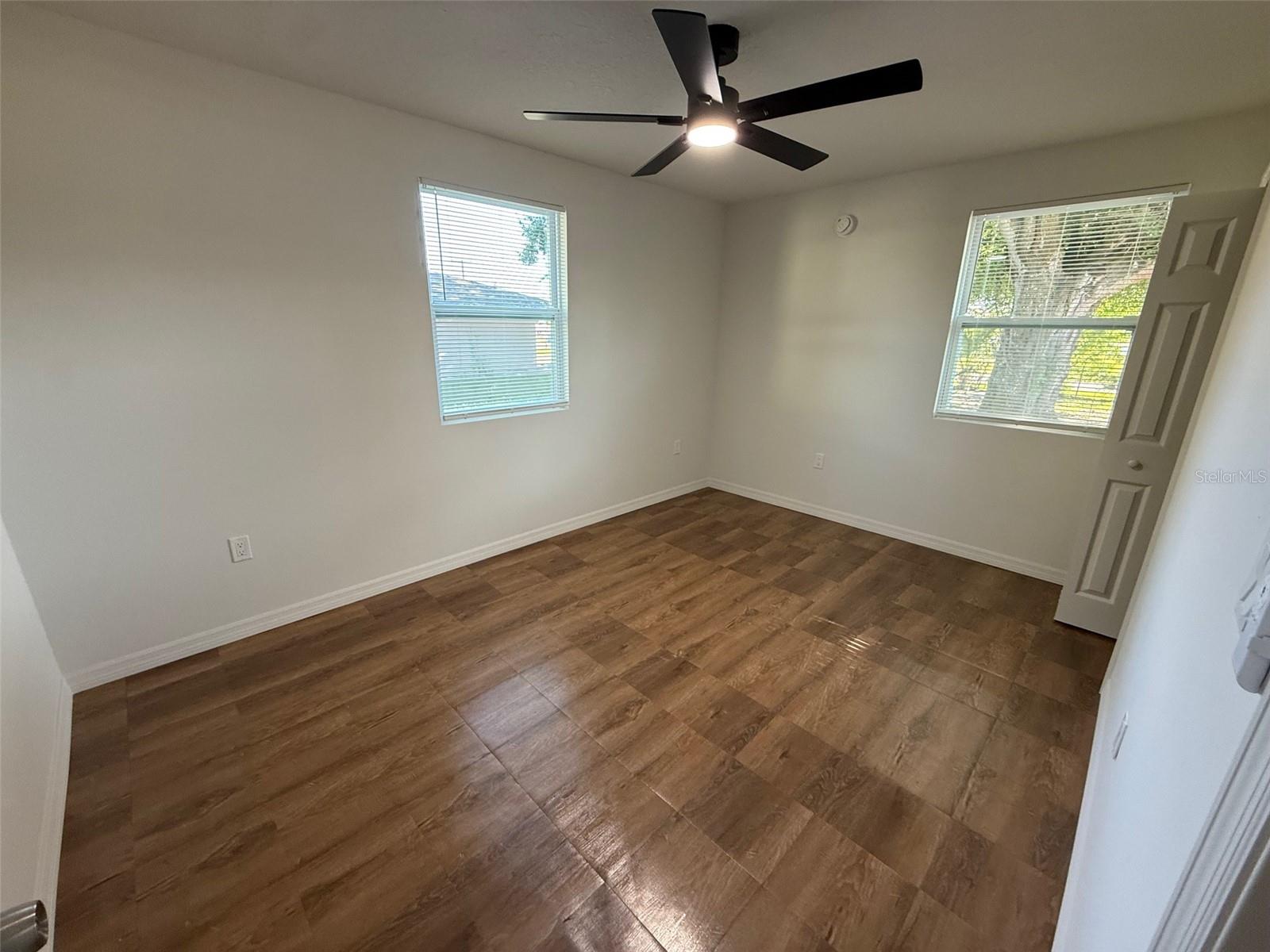 Image 10 of 15 For 1207 30th Avenue E