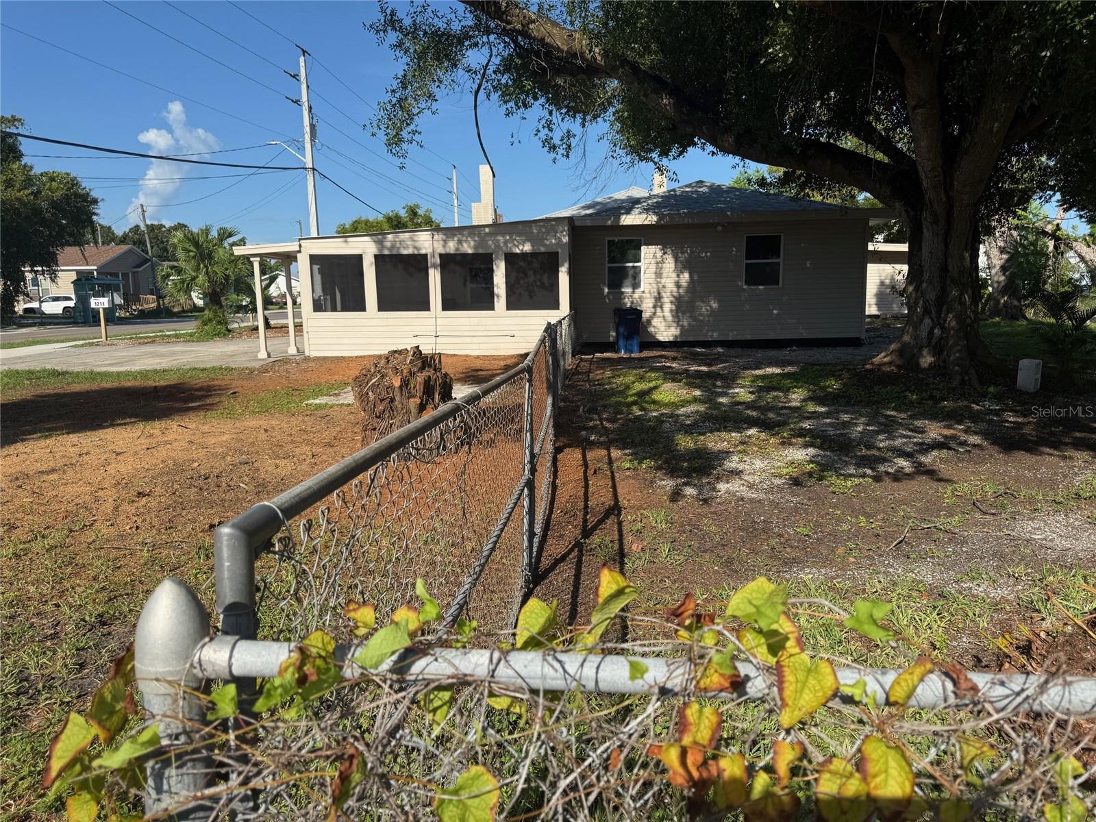 Image 15 of 15 For 1207 30th Avenue E