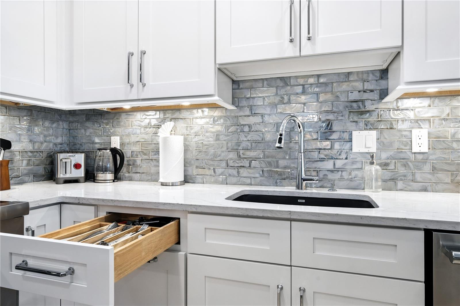 Image 13 of 32 For 1234 15th Street 102