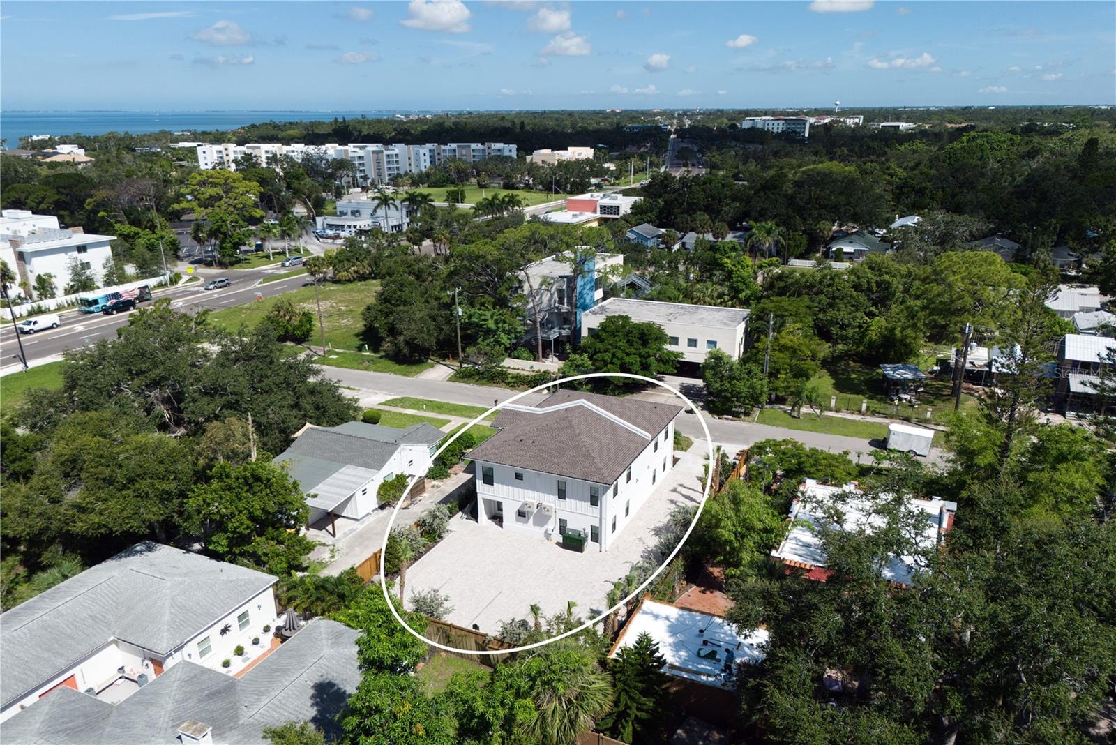 Image 30 of 32 For 1234 15th Street 102