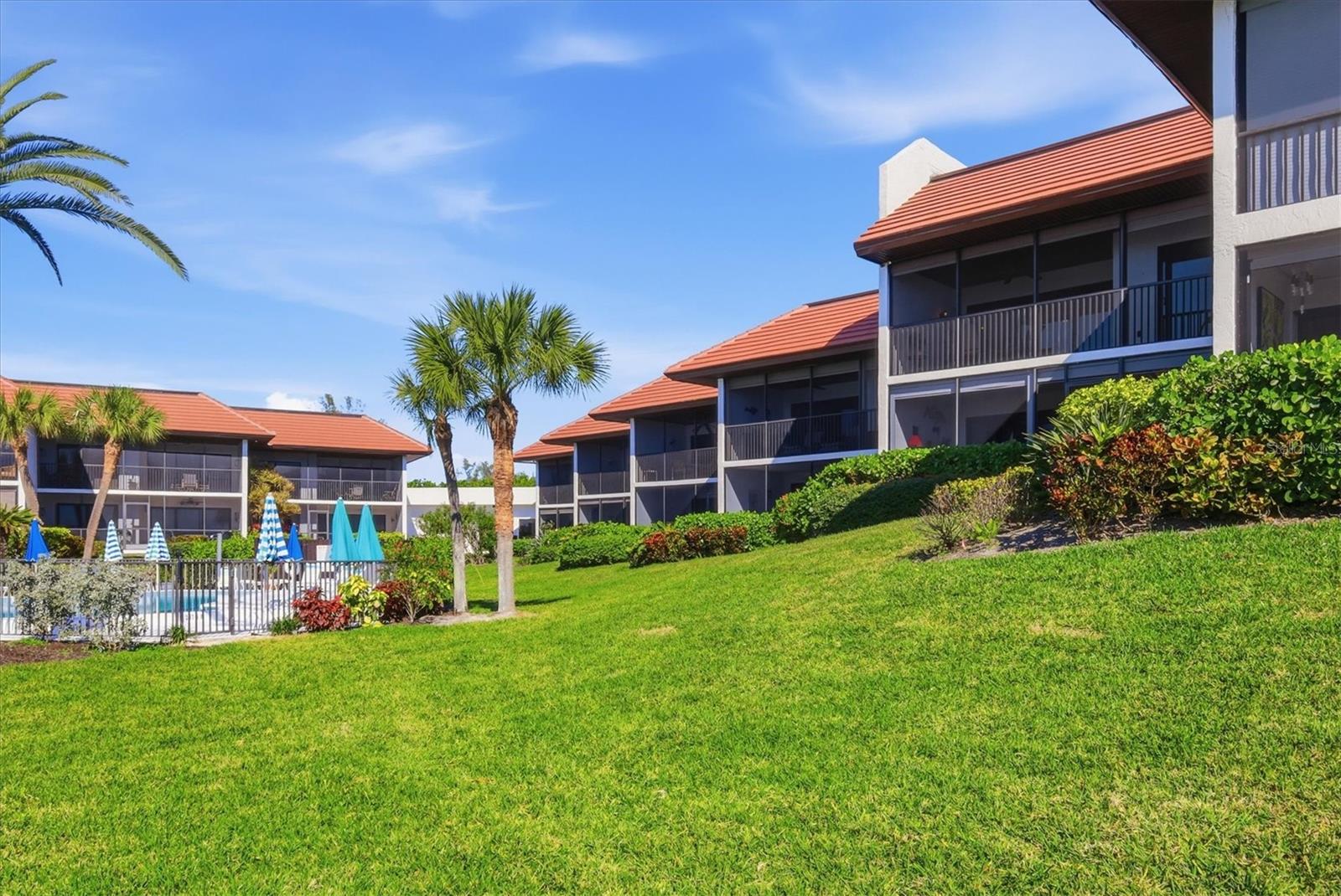 Image 36 of 53 For 5393 Gulf Of Mexico Drive 211