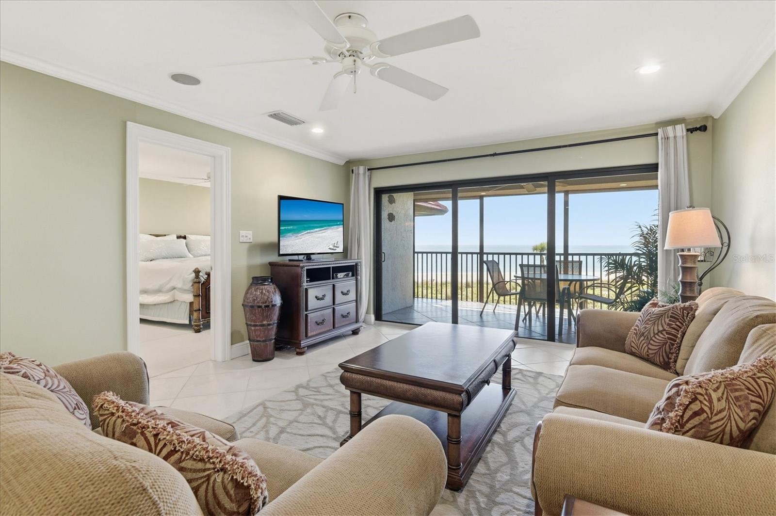 Image 5 of 53 For 5393 Gulf Of Mexico Drive 211