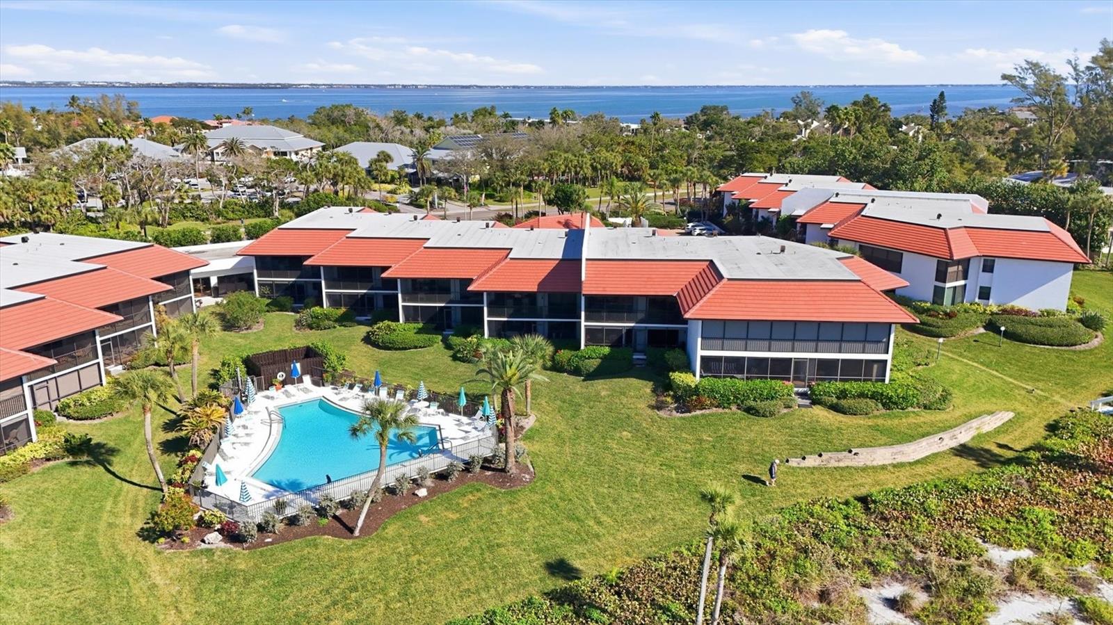 Image 50 of 53 For 5393 Gulf Of Mexico Drive 211