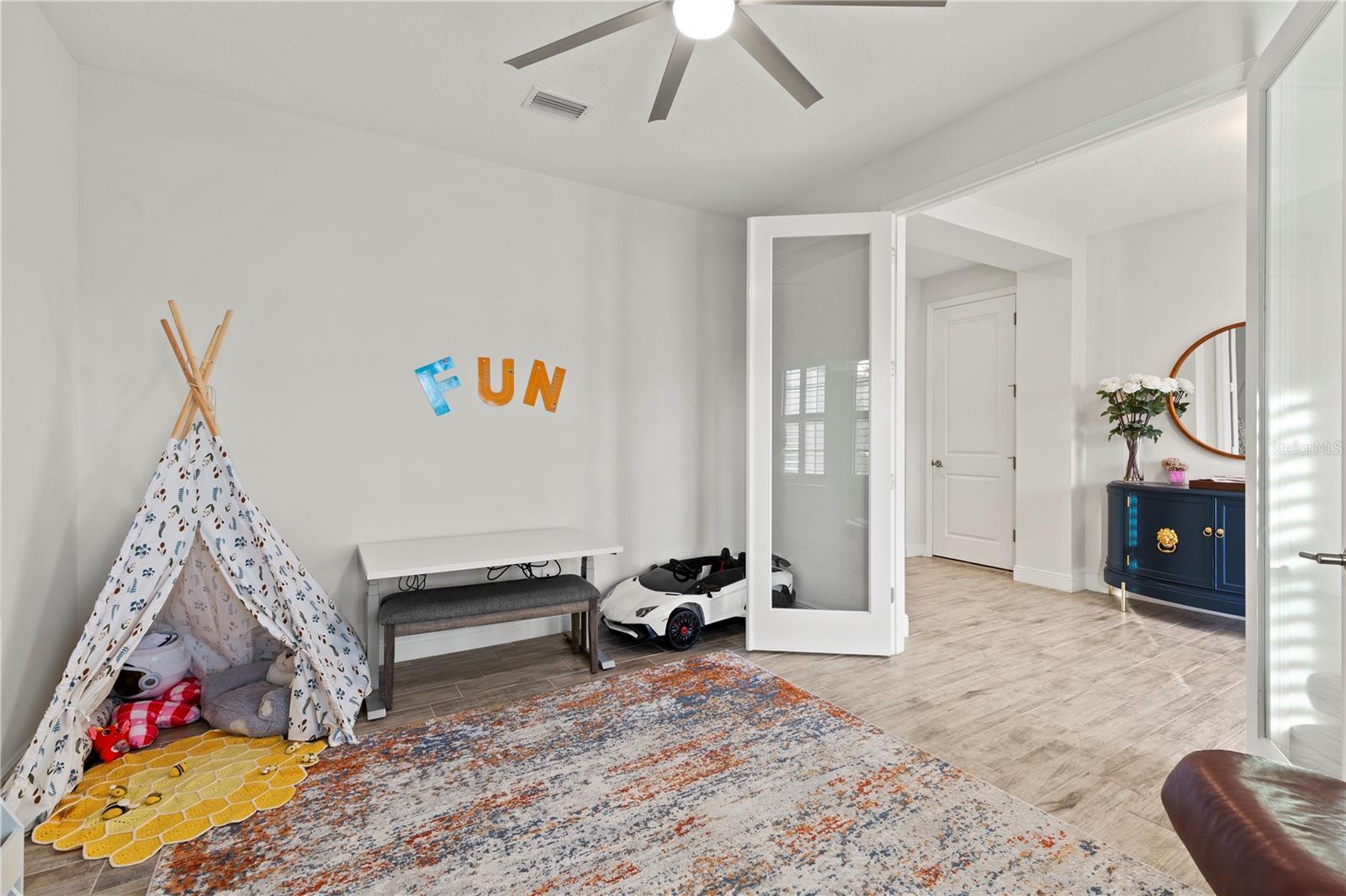 Image 10 of 47 For 9125 Warm Springs Circle