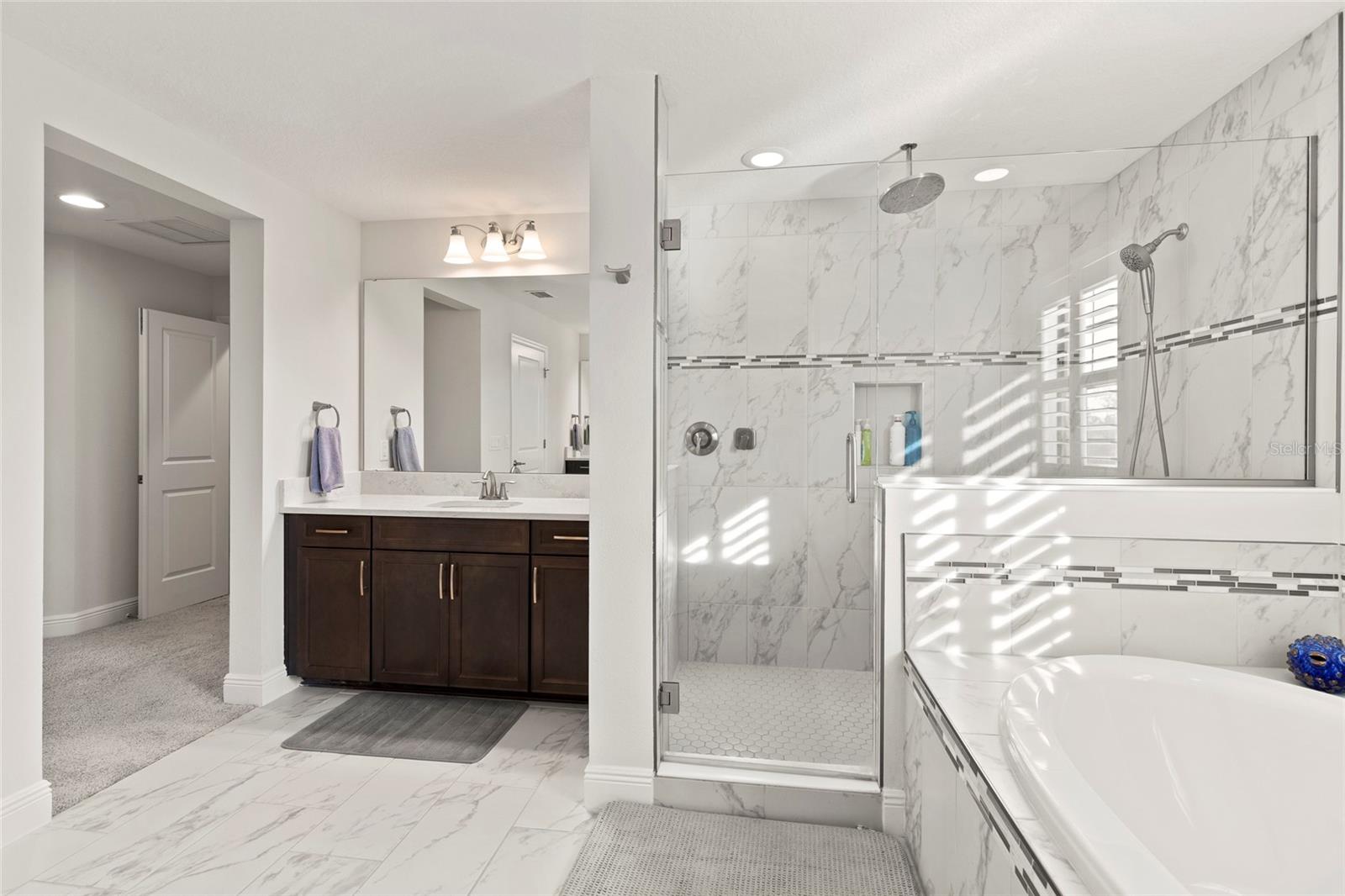 Image 15 of 47 For 9125 Warm Springs Circle