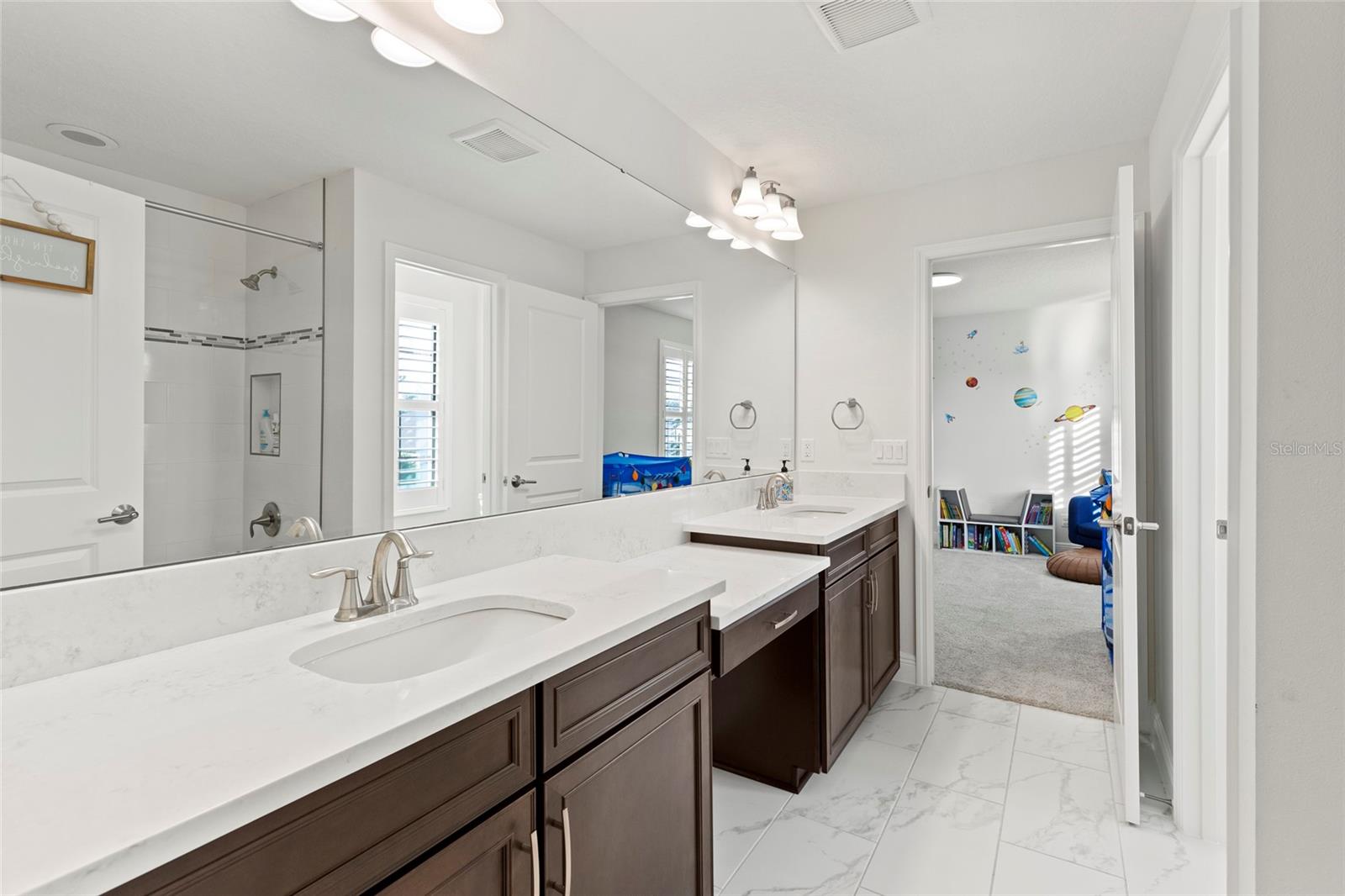 Image 23 of 47 For 9125 Warm Springs Circle