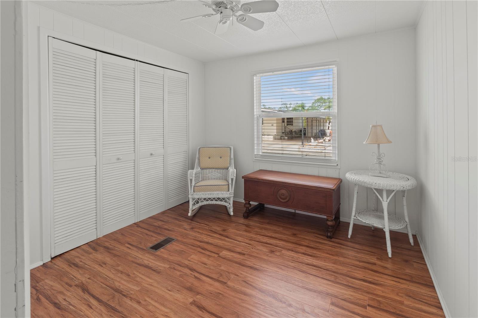 Image 14 of 44 For 2107 Palma Sola Boulevard 84