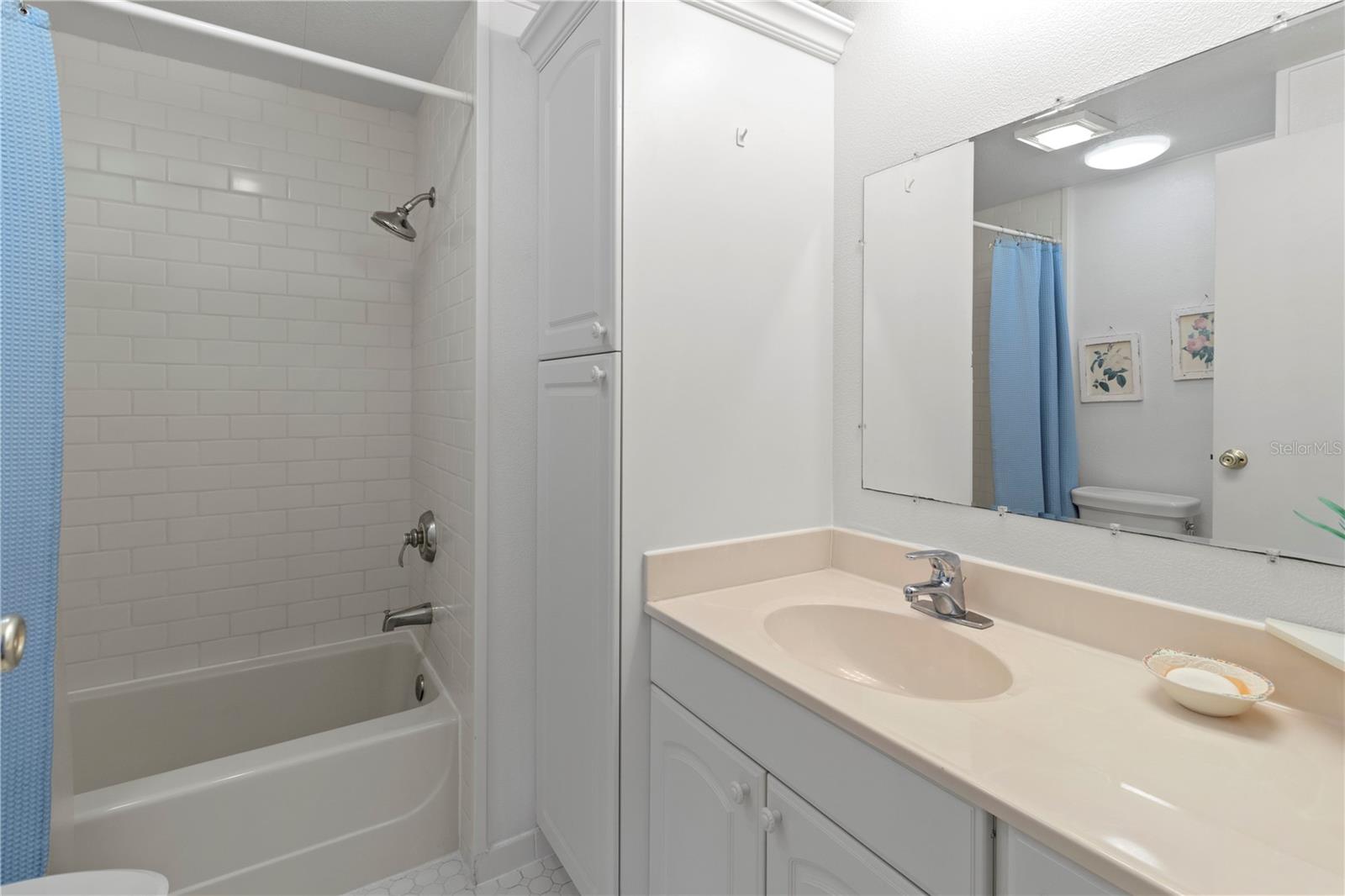 Image 23 of 44 For 2107 Palma Sola Boulevard 84