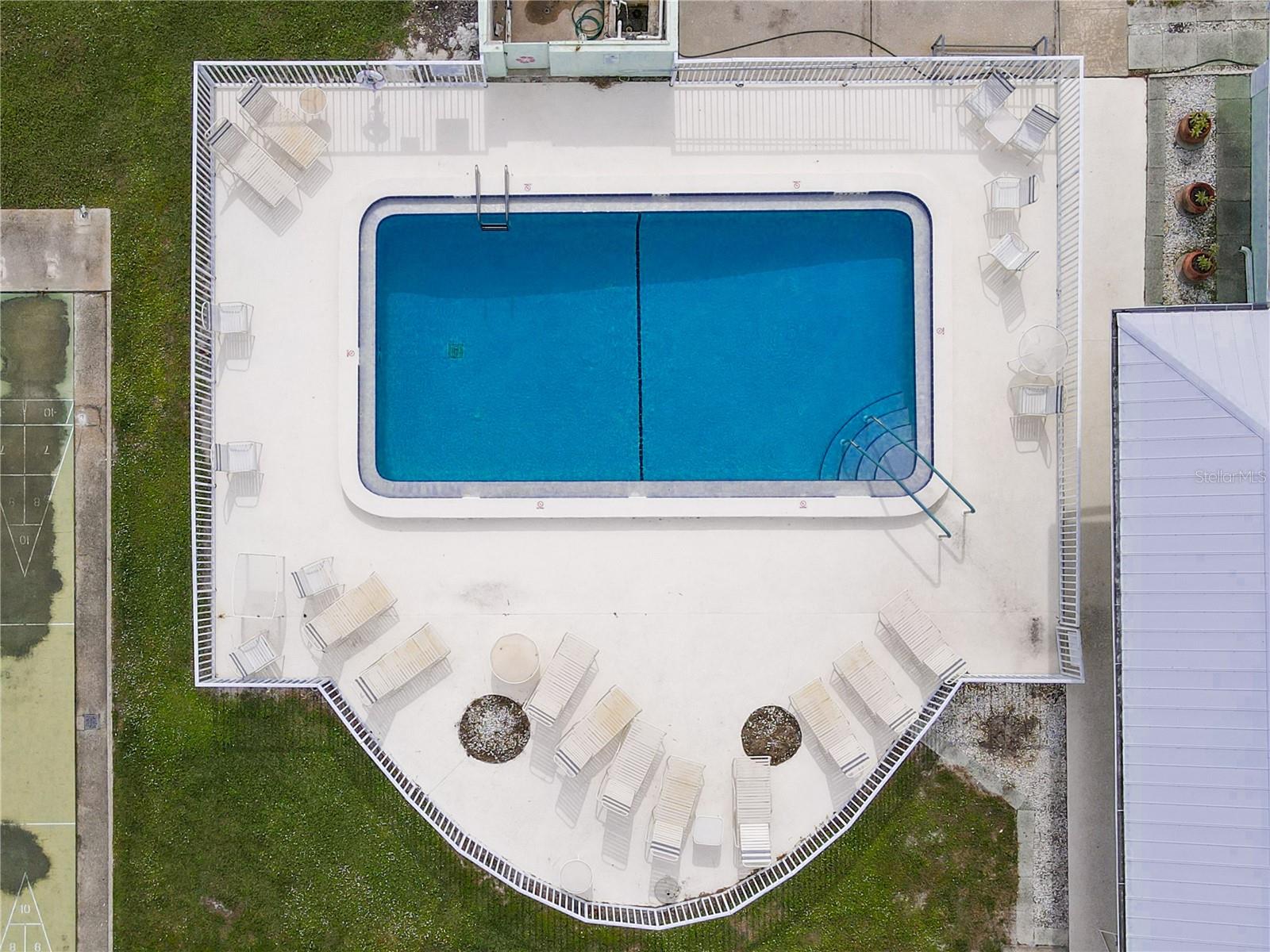 Image 43 of 44 For 2107 Palma Sola Boulevard 84