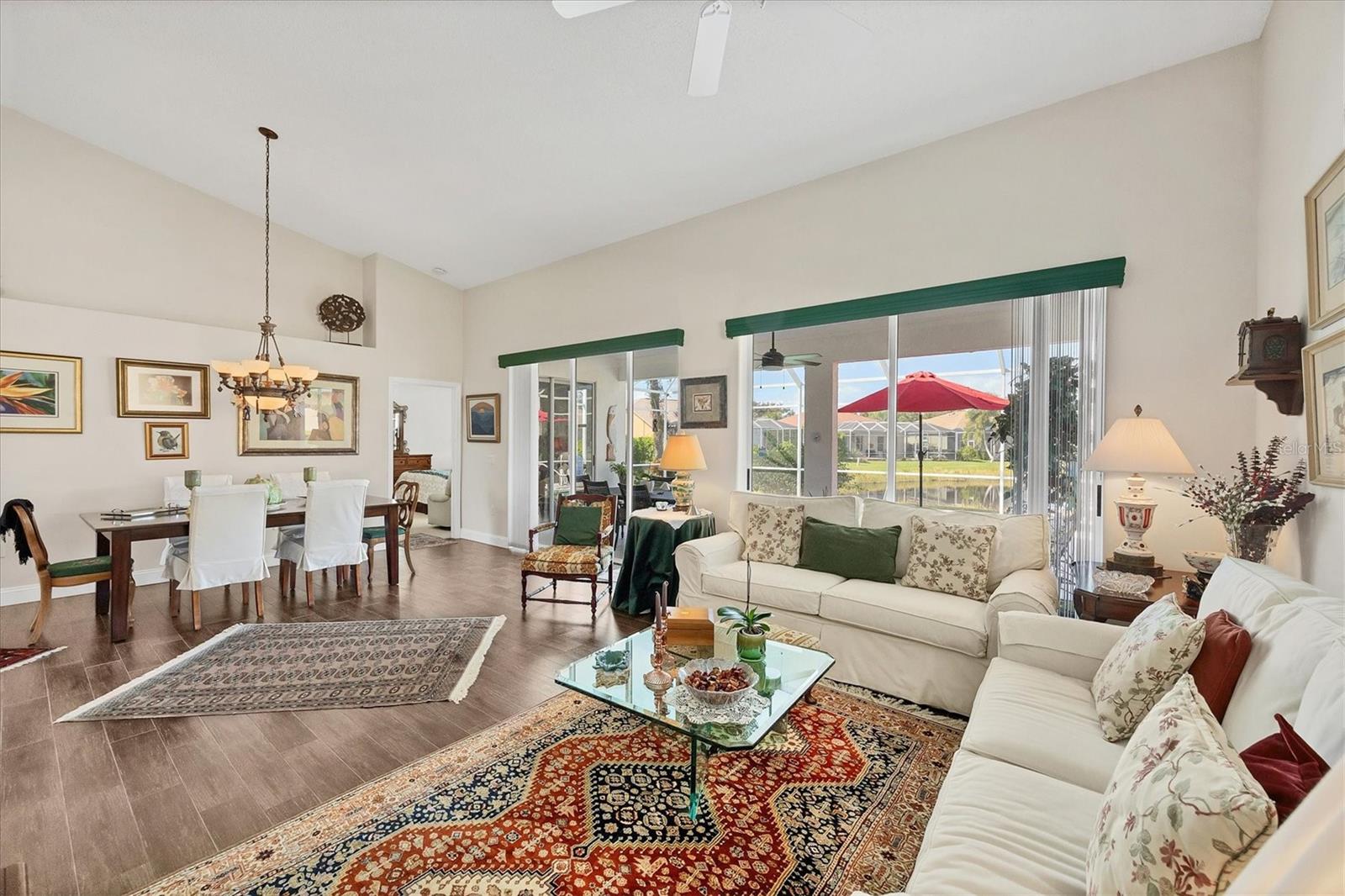 Image 10 of 73 For 8942 Olde Hickory Avenue