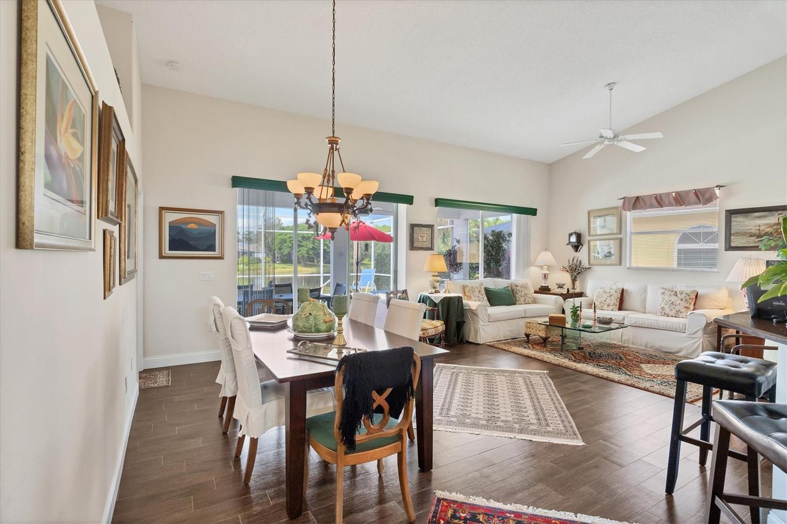 Image 12 of 73 For 8942 Olde Hickory Avenue