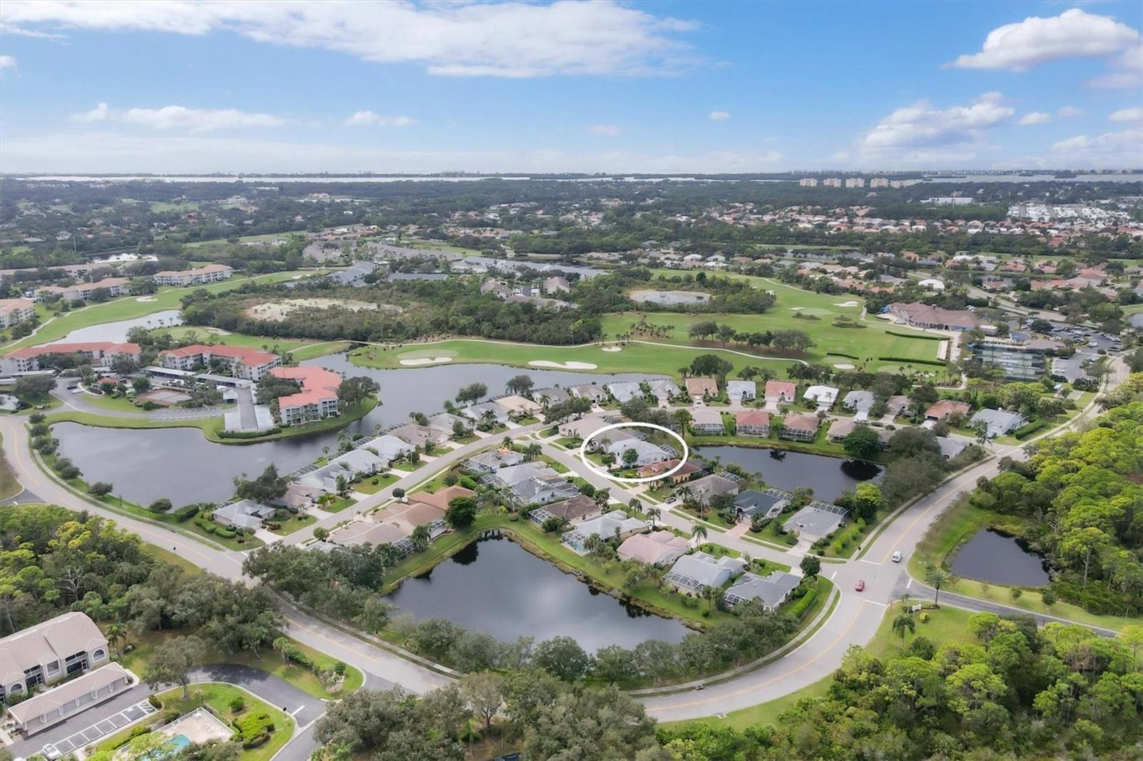 Image 3 of 73 For 8942 Olde Hickory Avenue