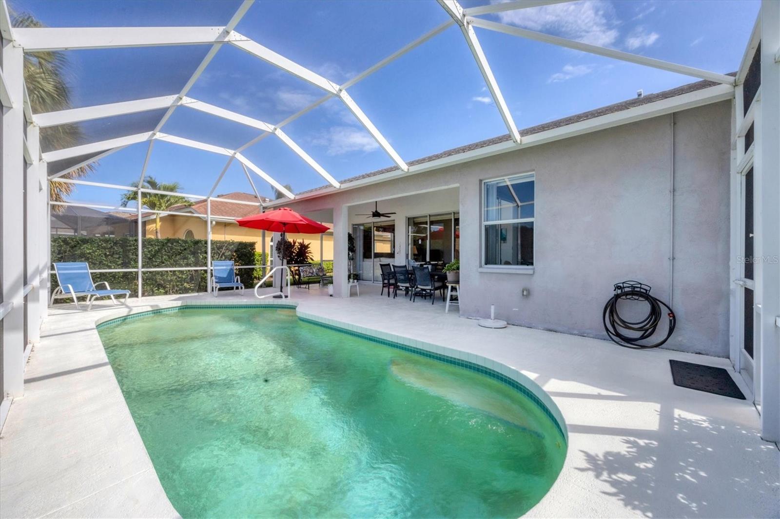 Image 31 of 73 For 8942 Olde Hickory Avenue