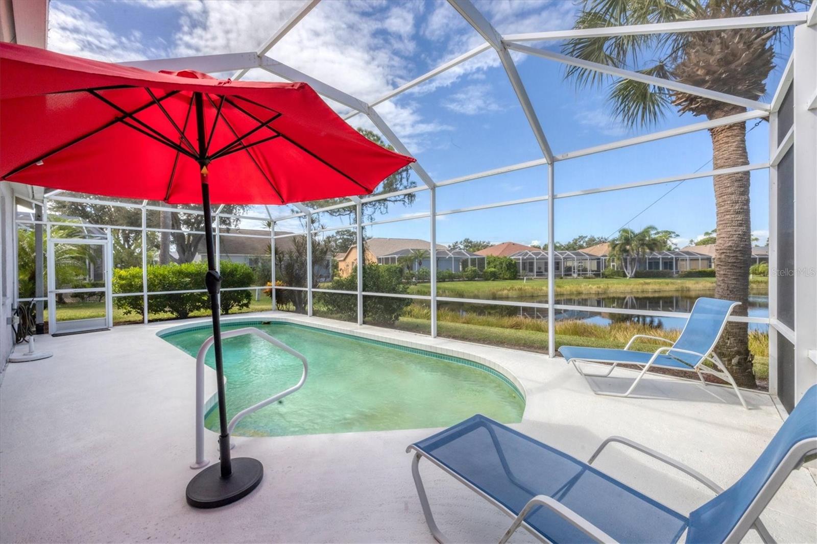 Image 32 of 73 For 8942 Olde Hickory Avenue