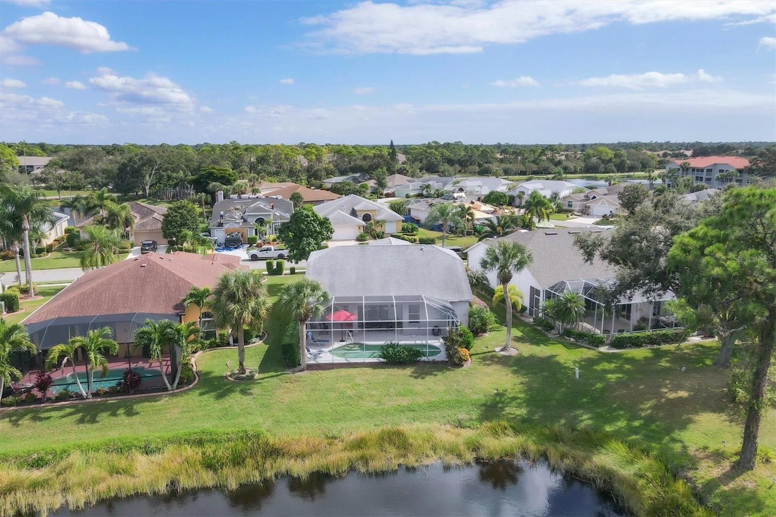 Image 38 of 73 For 8942 Olde Hickory Avenue