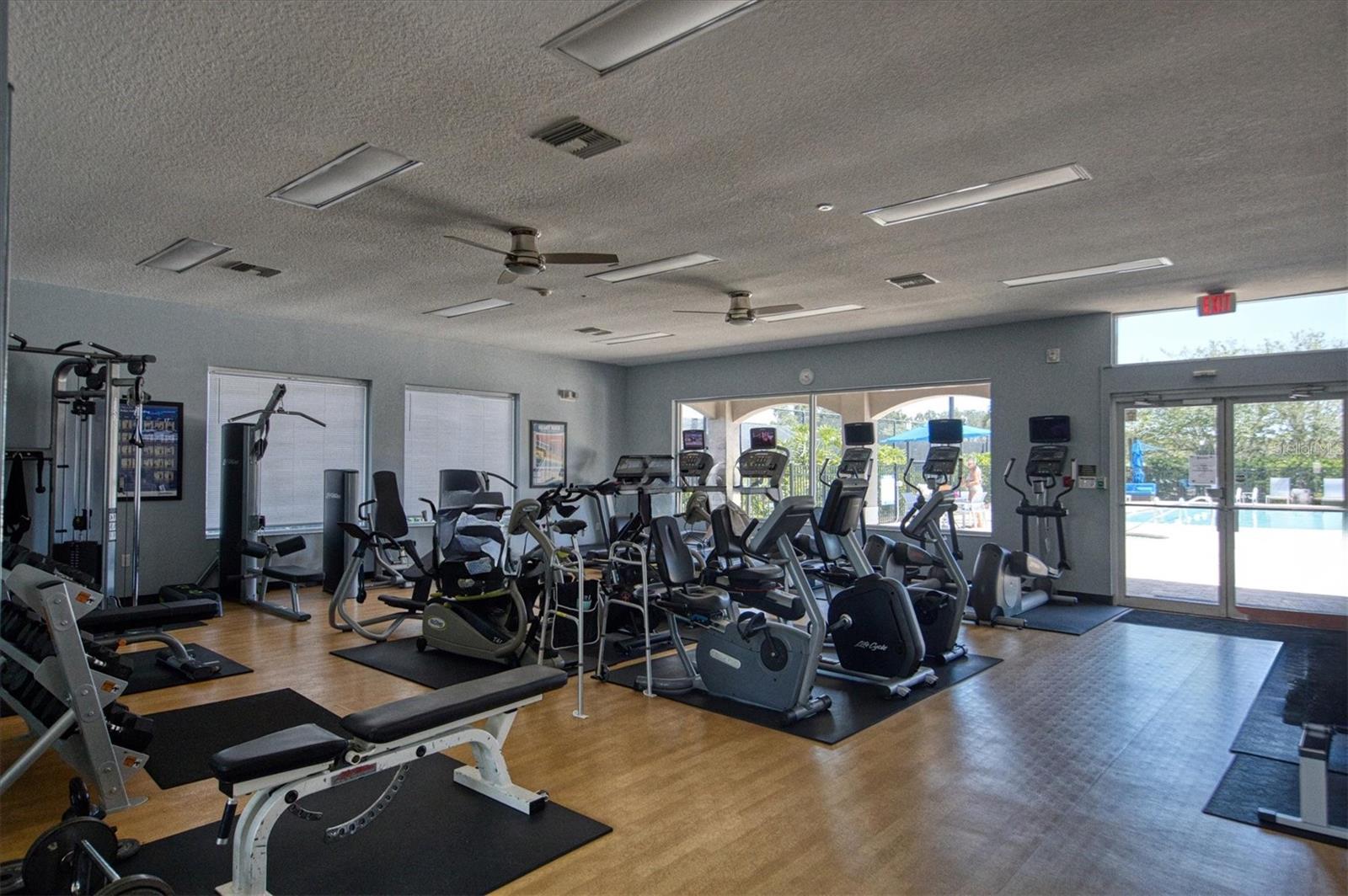 Image 49 of 73 For 8942 Olde Hickory Avenue