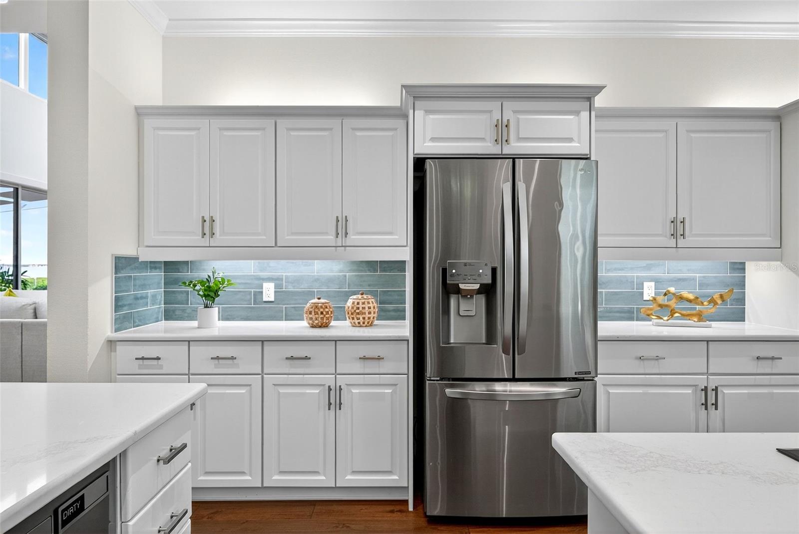 Image 18 of 82 For 3488 Mistletoe Lane