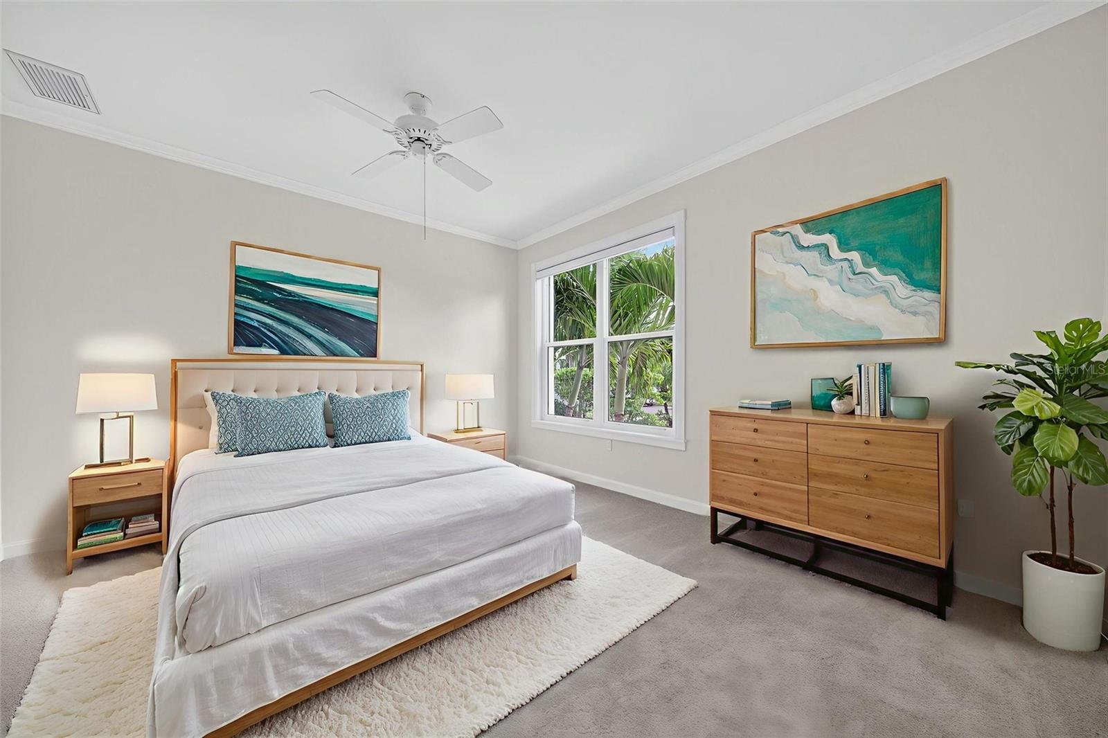 Image 44 of 82 For 3488 Mistletoe Lane