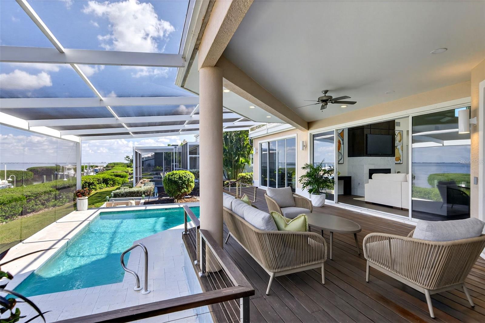 Image 52 of 82 For 3488 Mistletoe Lane