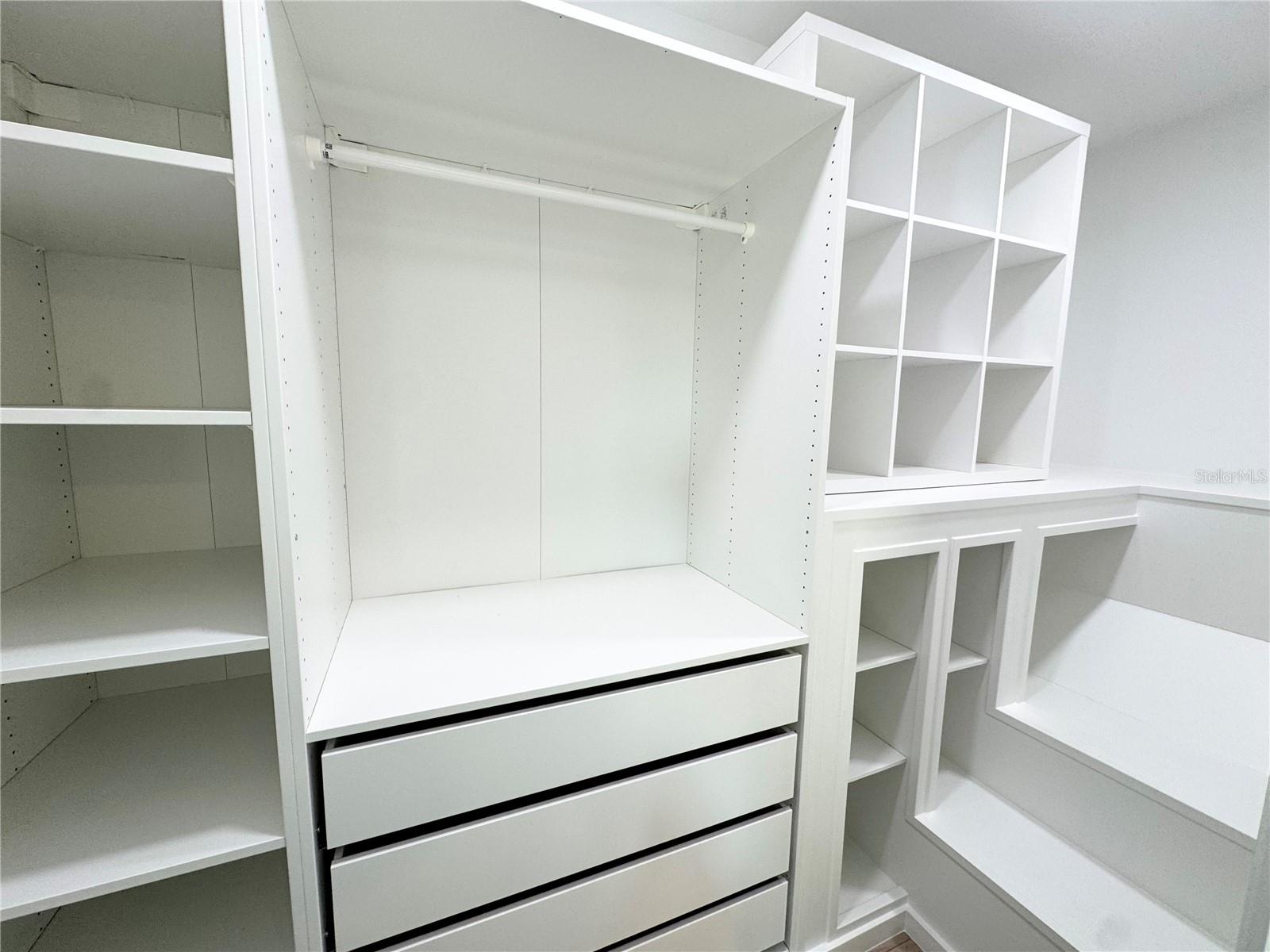 Image 27 of 48 For 9205 Tudor Drive C208