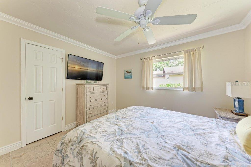 Image 18 of 31 For 2237 Circlewood Drive 18