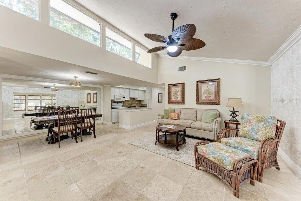 Image 7 of 31 For 2237 Circlewood Drive 18