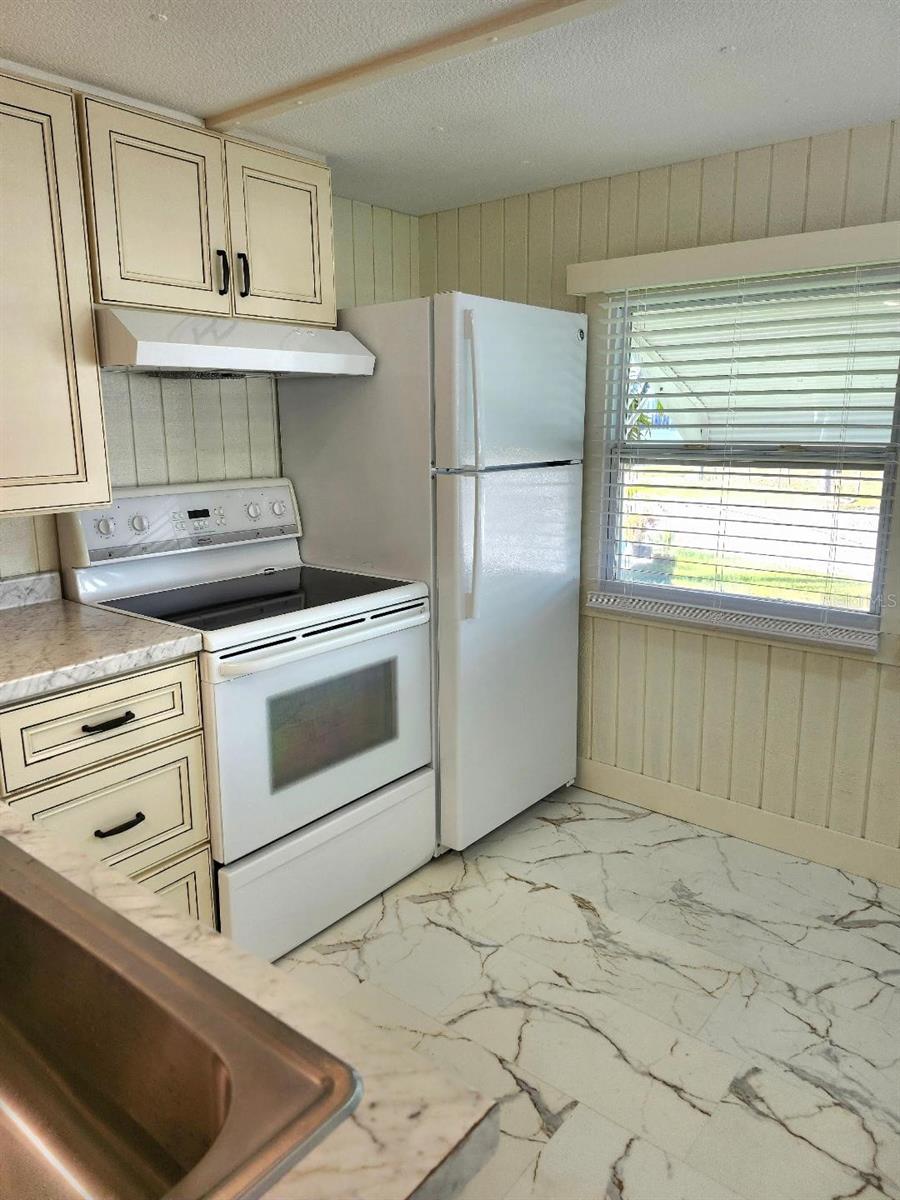 Image 10 of 48 For 6505 Kansas Street