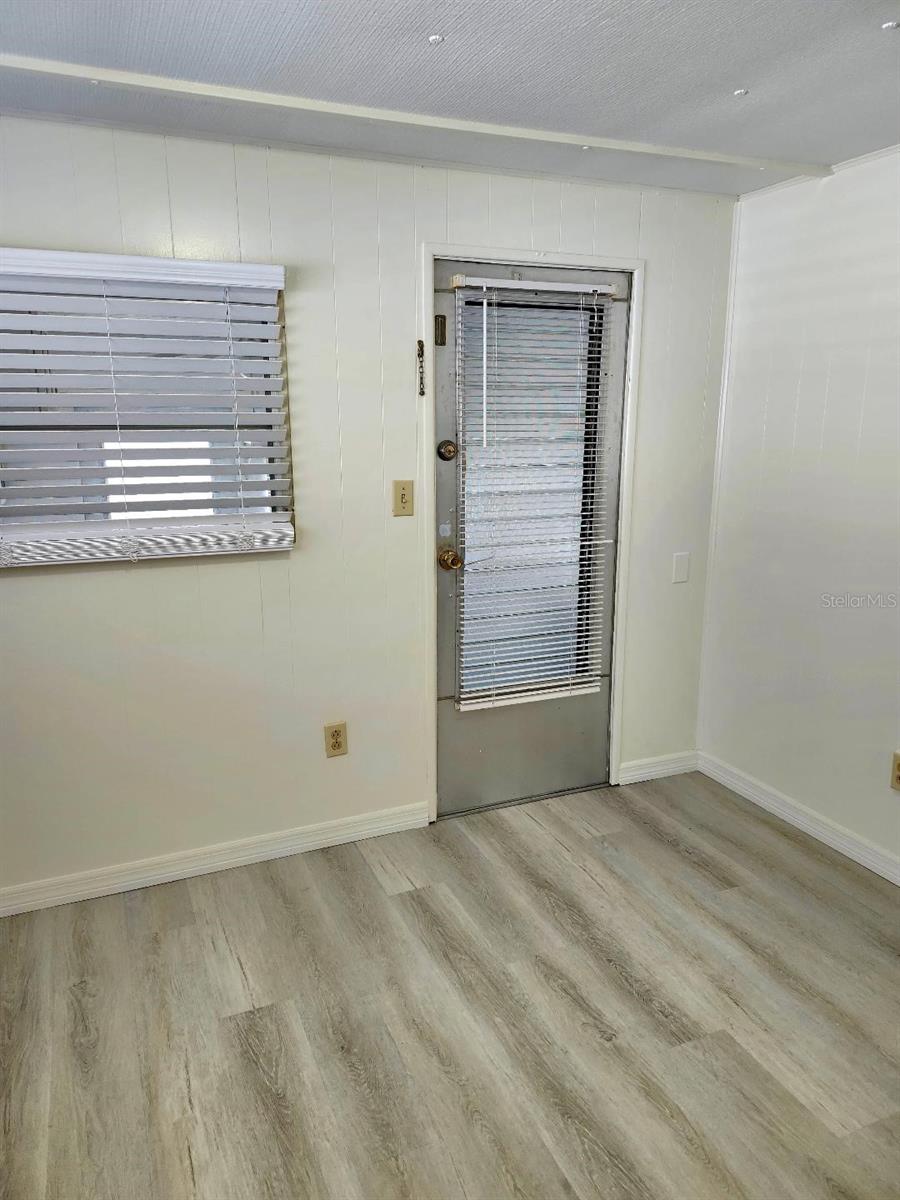 Image 13 of 48 For 6505 Kansas Street