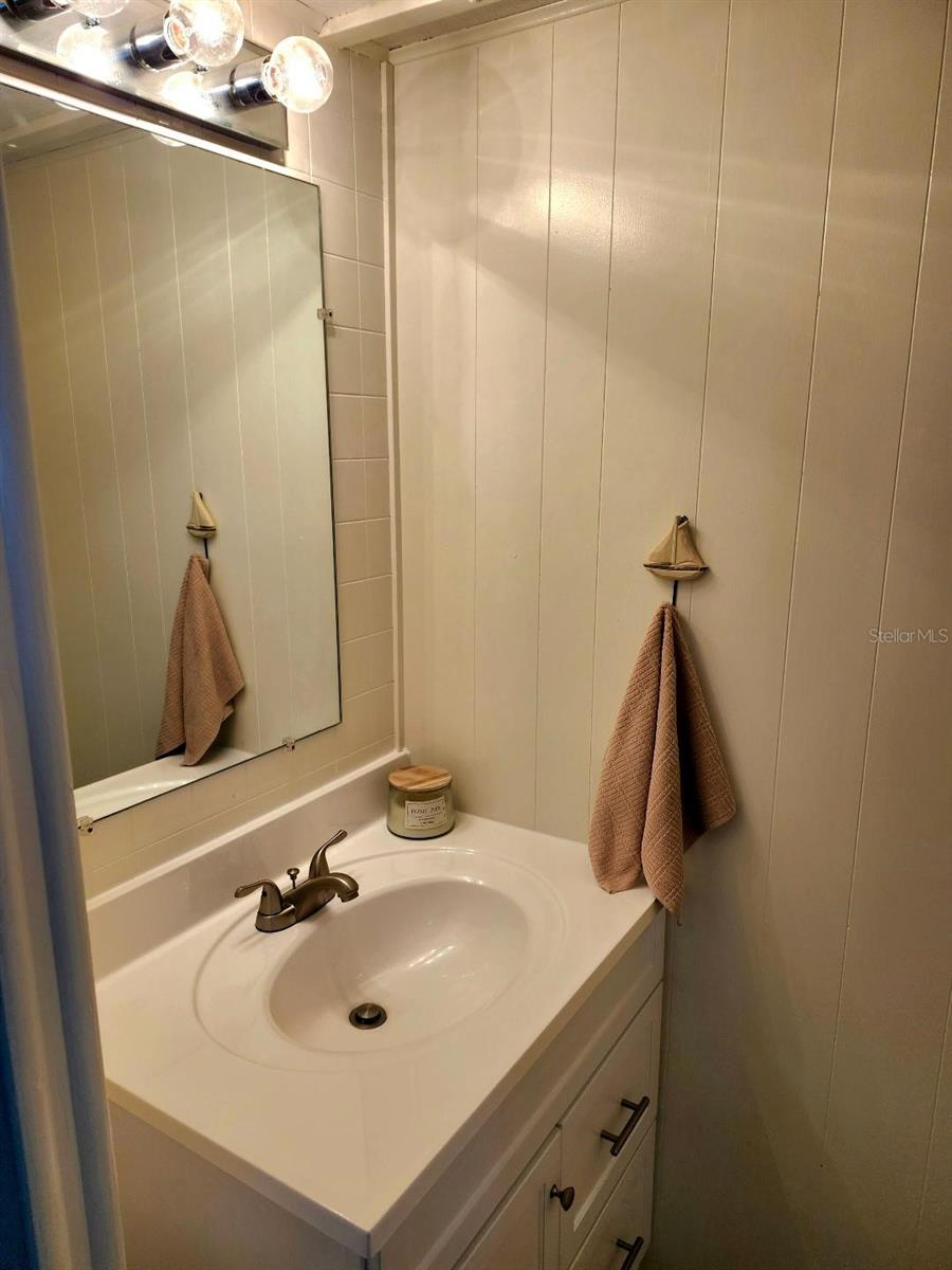 Image 14 of 48 For 6505 Kansas Street