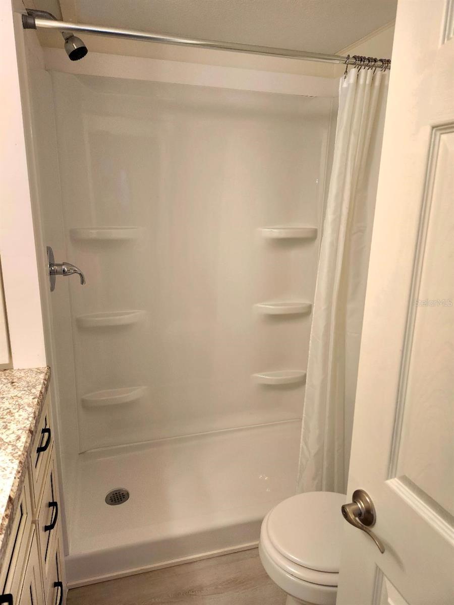 Image 22 of 48 For 6505 Kansas Street