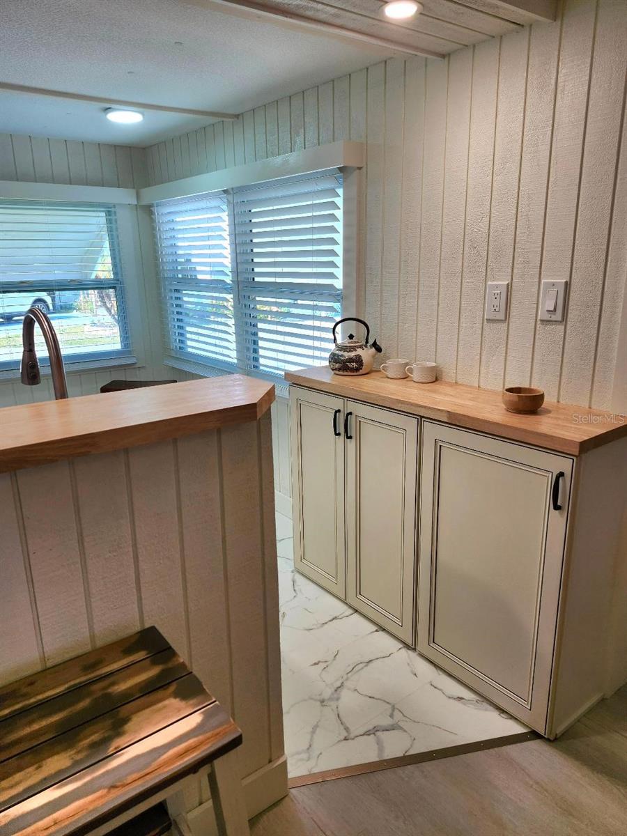 Image 8 of 48 For 6505 Kansas Street