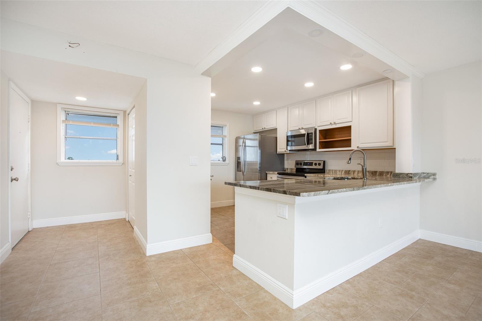 Image 14 of 36 For 4240 Ironwood Circle 601a-a