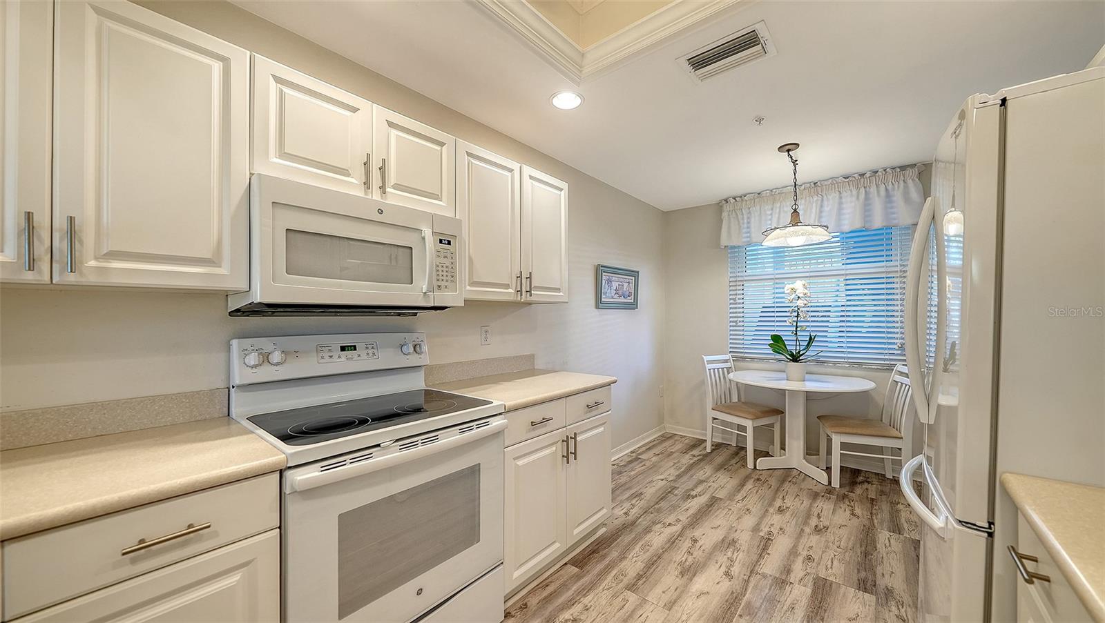 Image 17 of 58 For 8750 Olde Hickory Avenue 9109