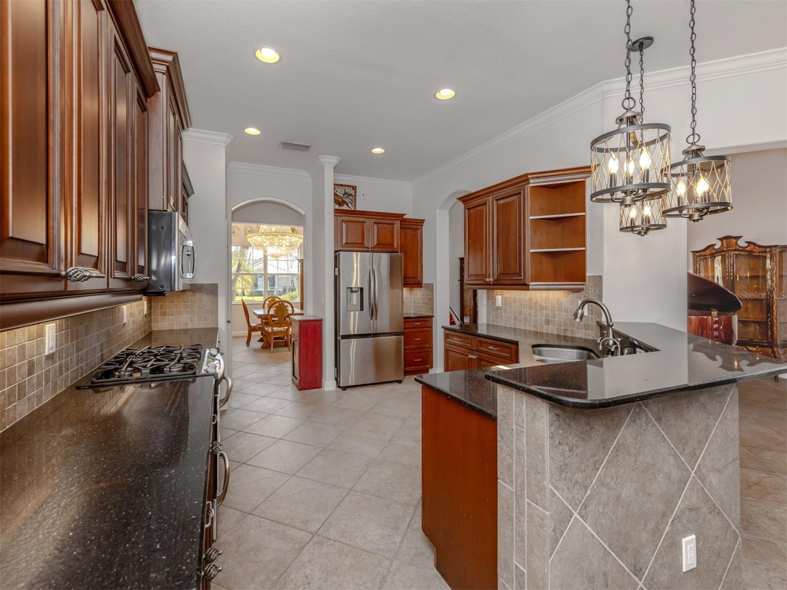 Image 12 of 64 For 262 Montelluna Drive