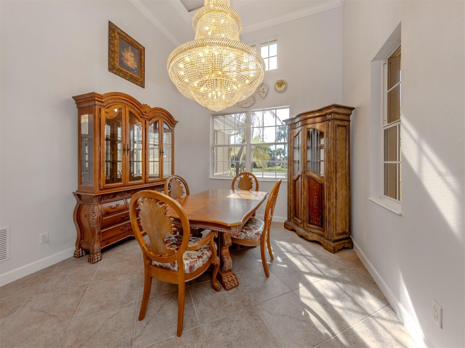 Image 20 of 64 For 262 Montelluna Drive