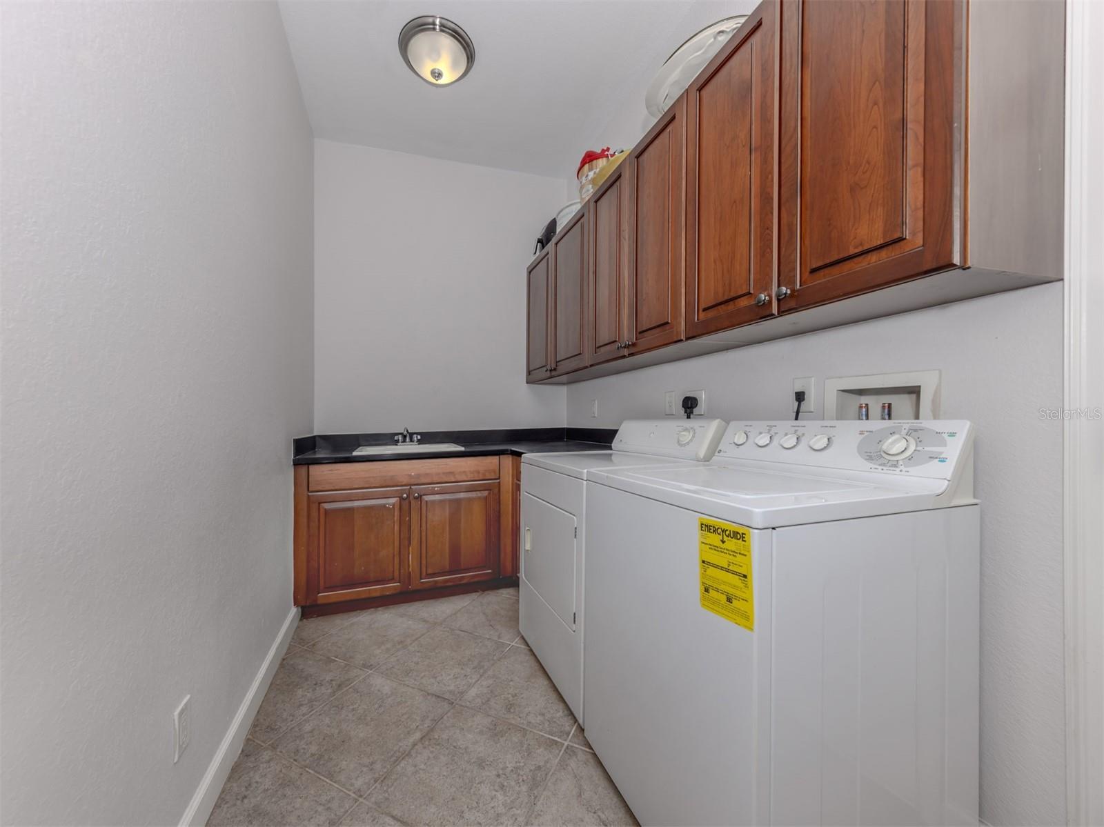 Image 27 of 64 For 262 Montelluna Drive