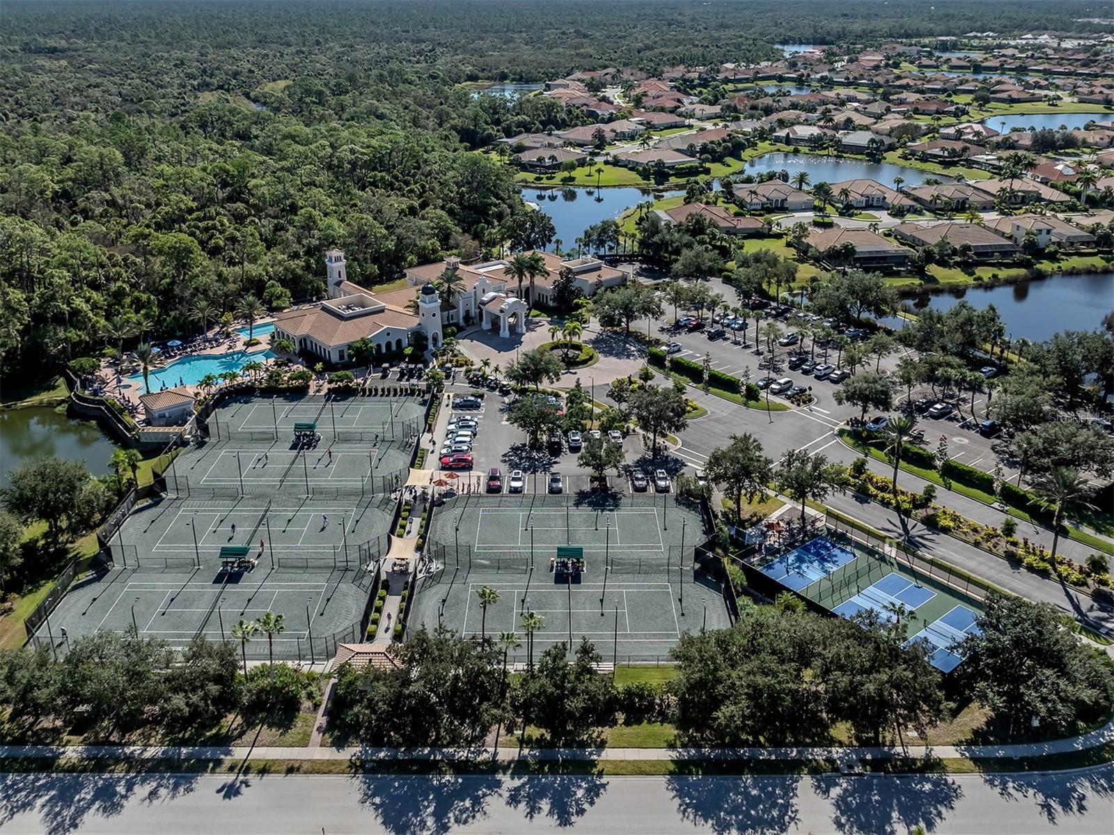 Image 41 of 64 For 262 Montelluna Drive