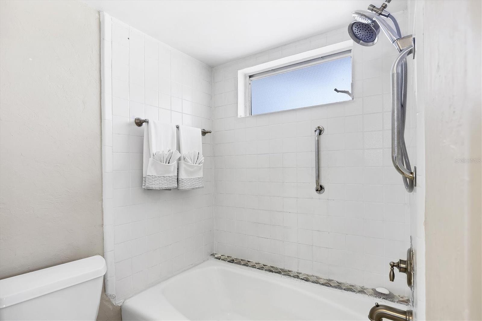 Image 20 of 43 For 2321 Goya Drive