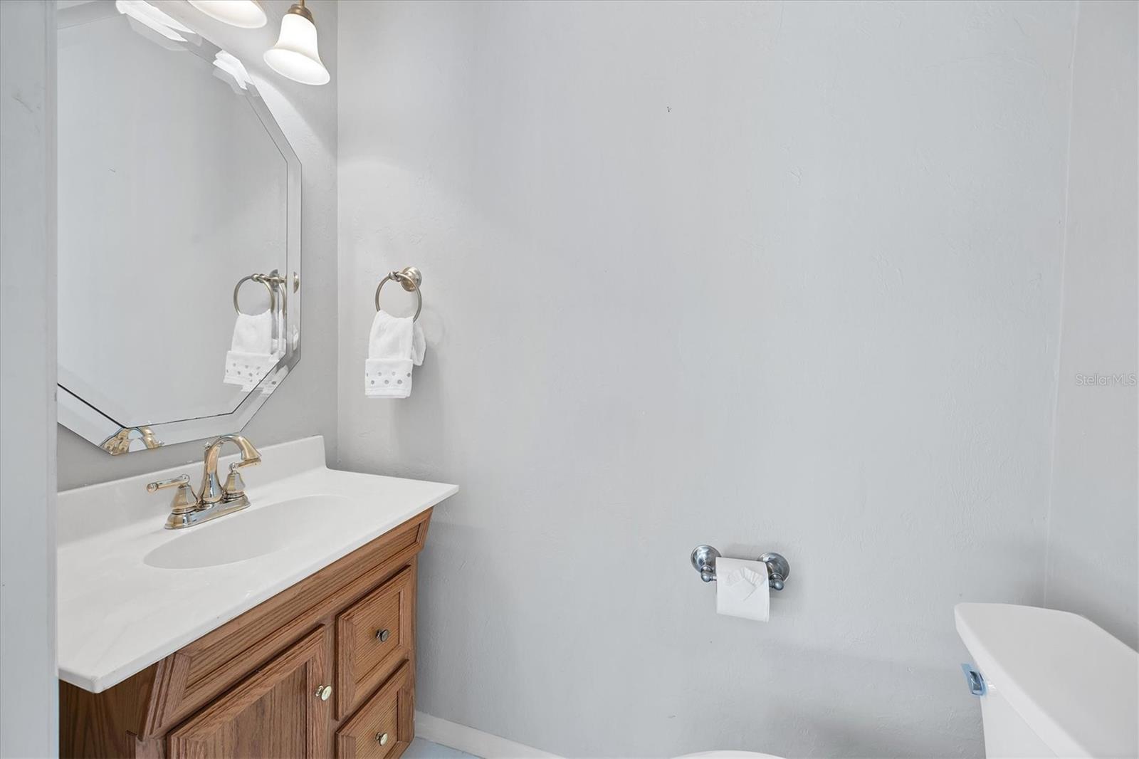 Image 25 of 43 For 2321 Goya Drive