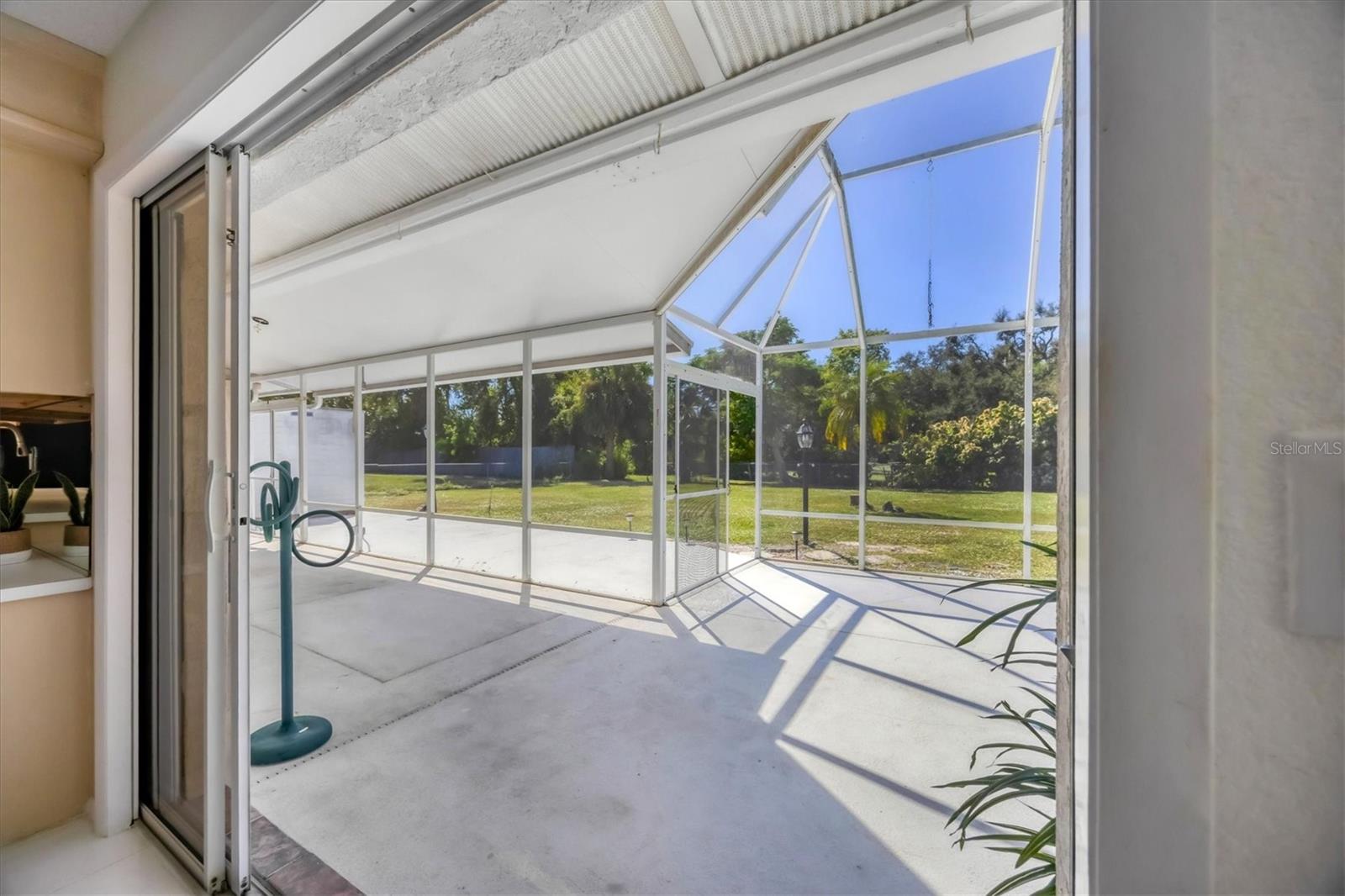 Image 28 of 43 For 2321 Goya Drive