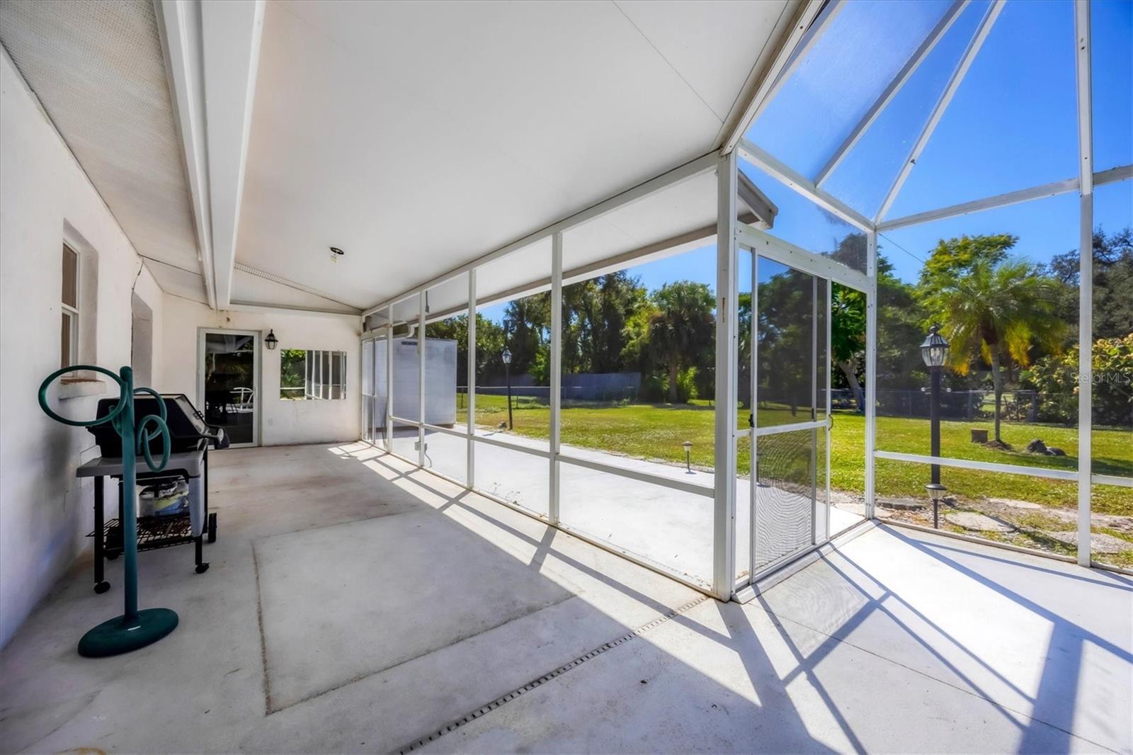 Image 29 of 43 For 2321 Goya Drive