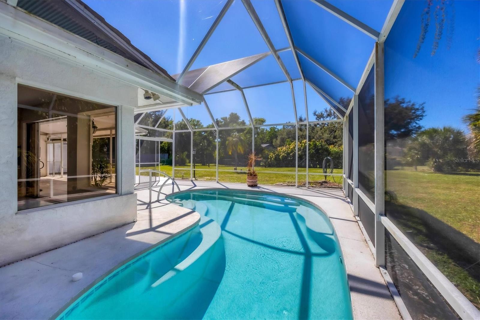 Image 33 of 43 For 2321 Goya Drive