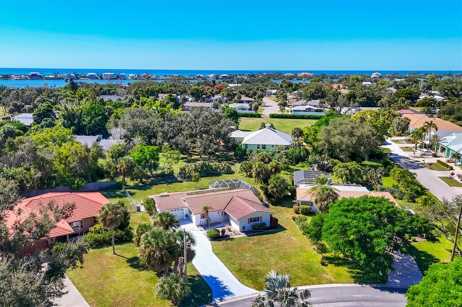 Image 4 of 43 For 2321 Goya Drive