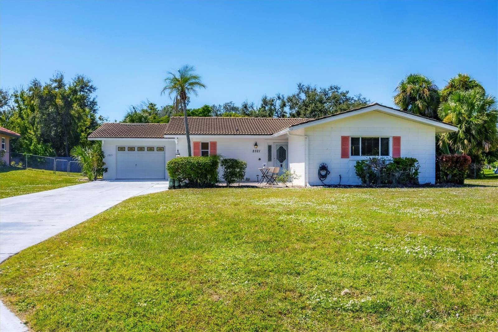 Image 6 of 43 For 2321 Goya Drive