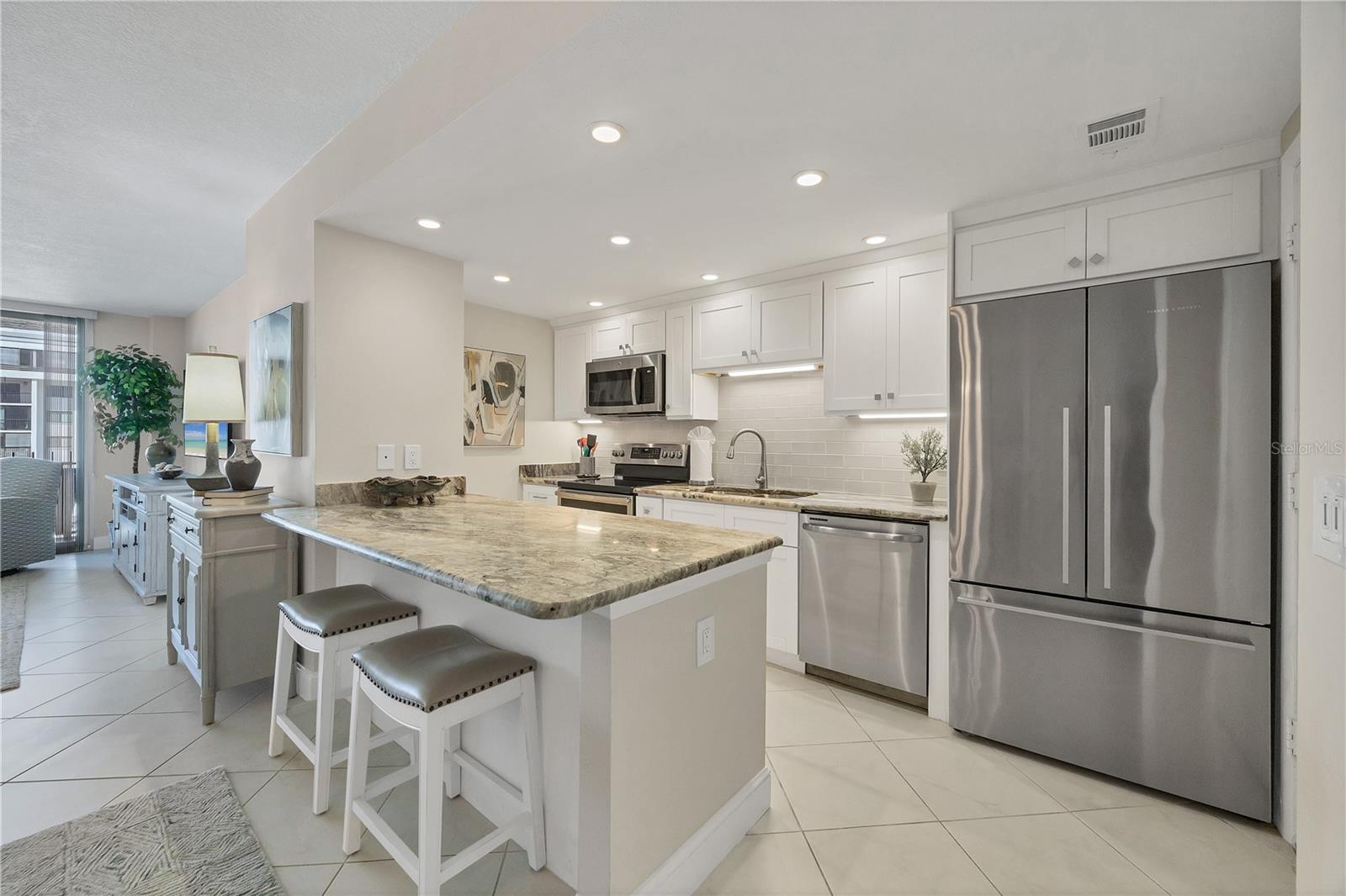 Image 12 of 46 For 1212 Benjamin Franklin Drive 508